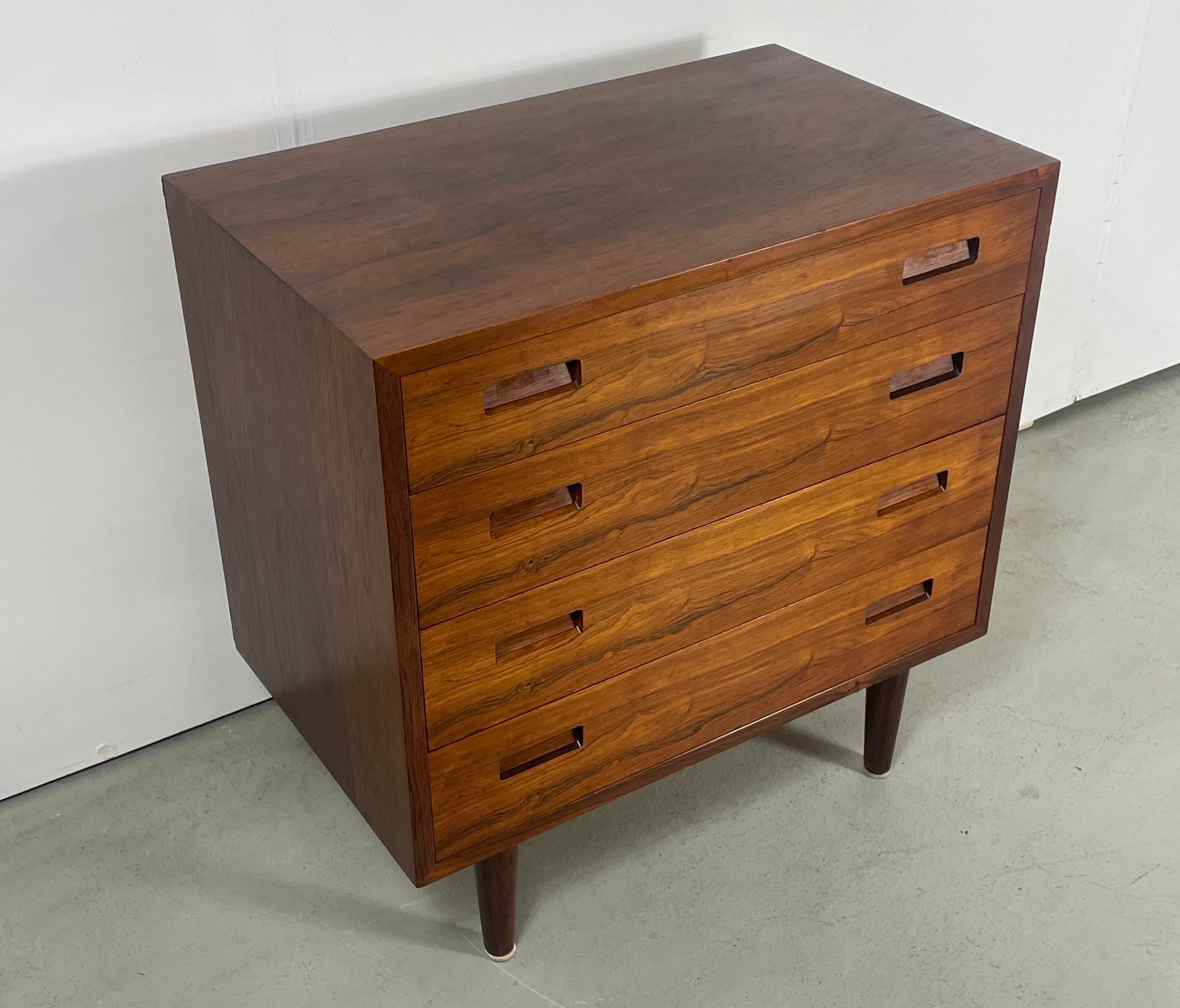 Danish Chest of Drawers in Palisander by Carlo Jensen for Hundevad 1950s For Sale 1