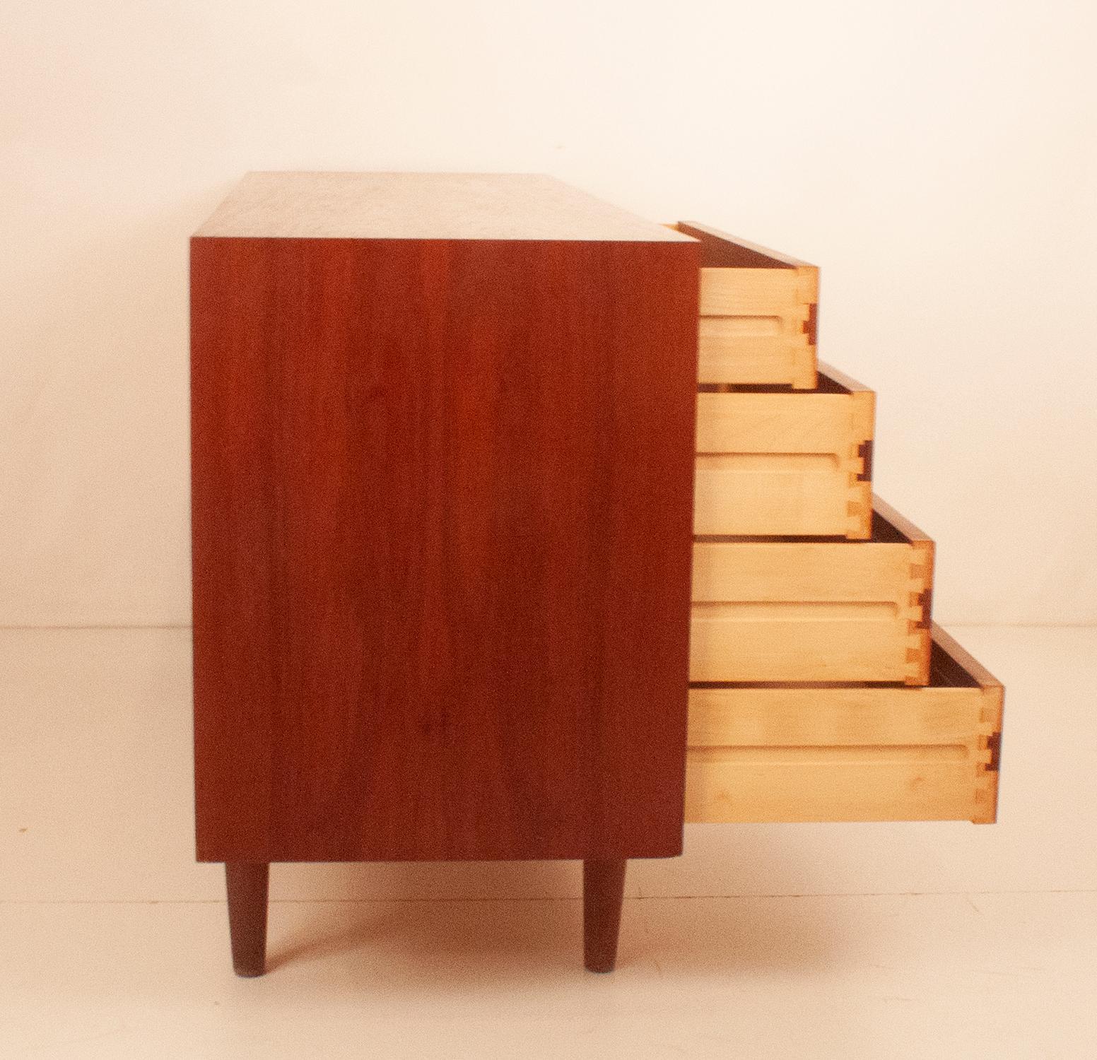Danish Chest of Drawers Teak Wood by Carlo Jensen for Hundevad, 1950s For Sale 1