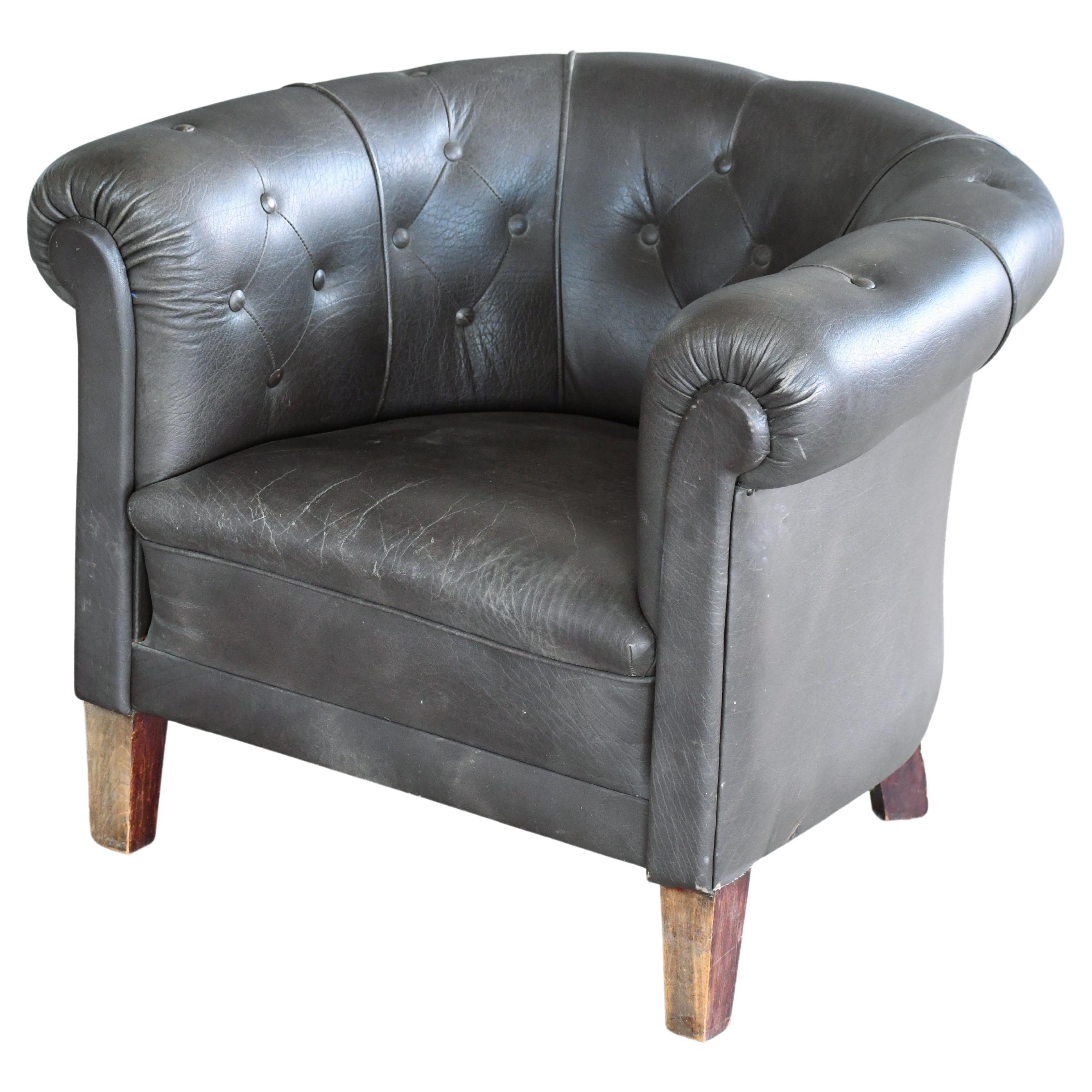 Danish Chesterfield Style Tufted Lounge Chair in Charcoal Leather, circa 1950 For Sale