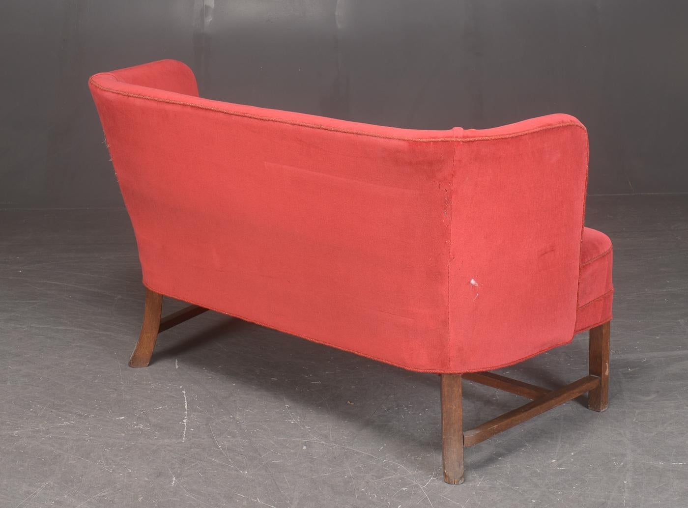 Danese Divano o panca danese classico degli anni '30 in velluto rosso 