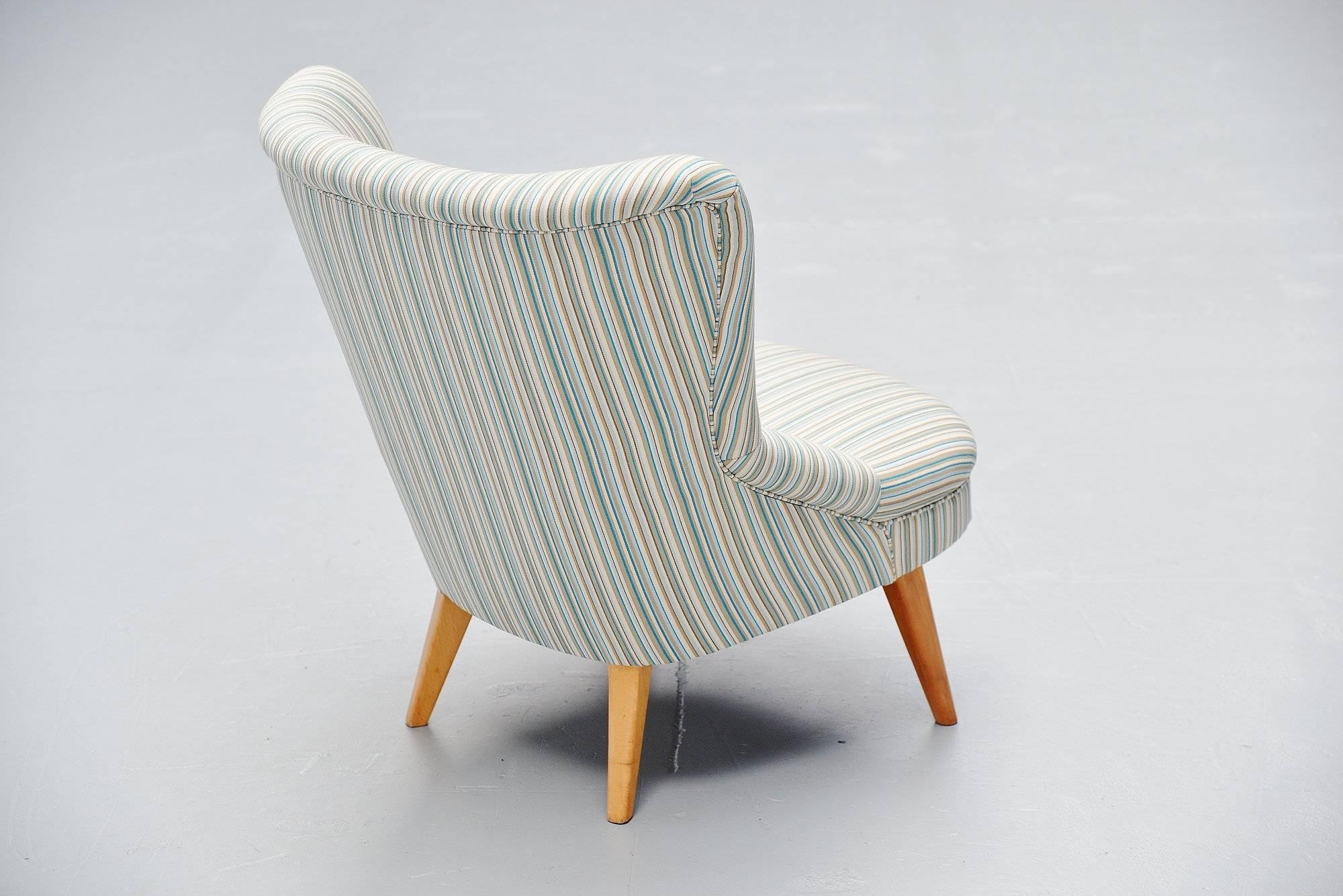 Mid-20th Century Danish Cocktail Chair in the Manner of Kurt Ostervig, 1960