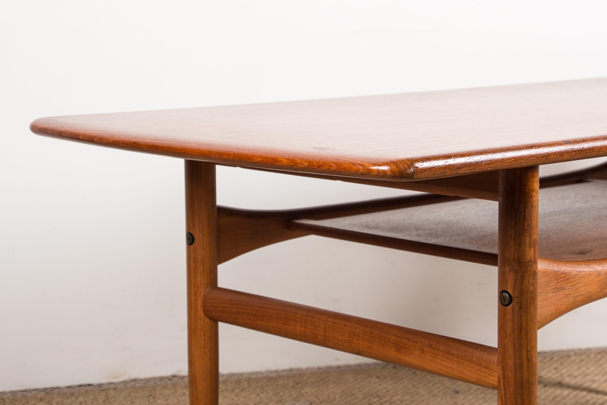 Teck Table basse danoise, 2 niveaux, en teck, de Robert Christensen pour Arrebo Mobler. en vente
