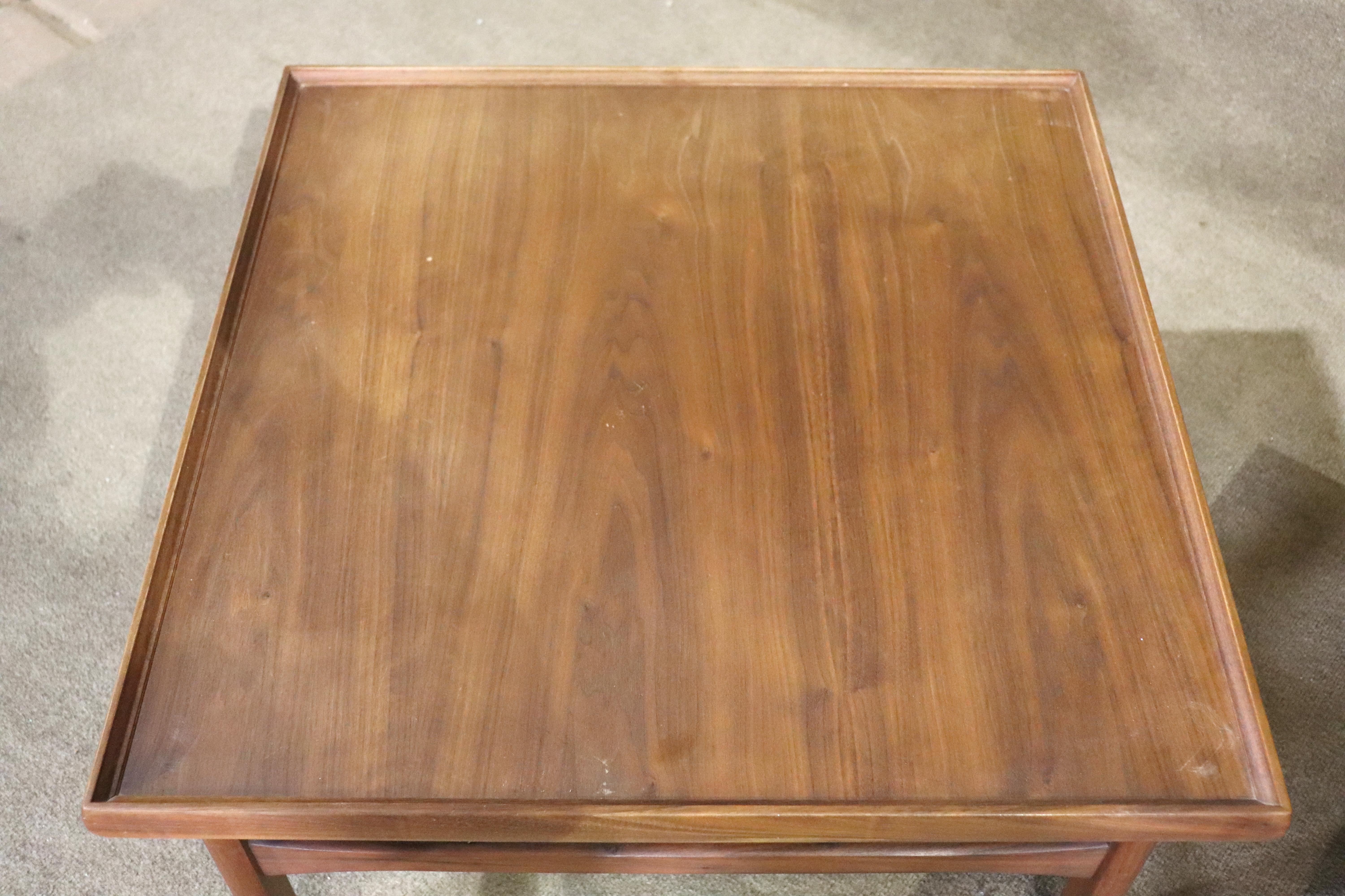 Danish Coffee Table by Moreddi In Good Condition For Sale In Brooklyn, NY