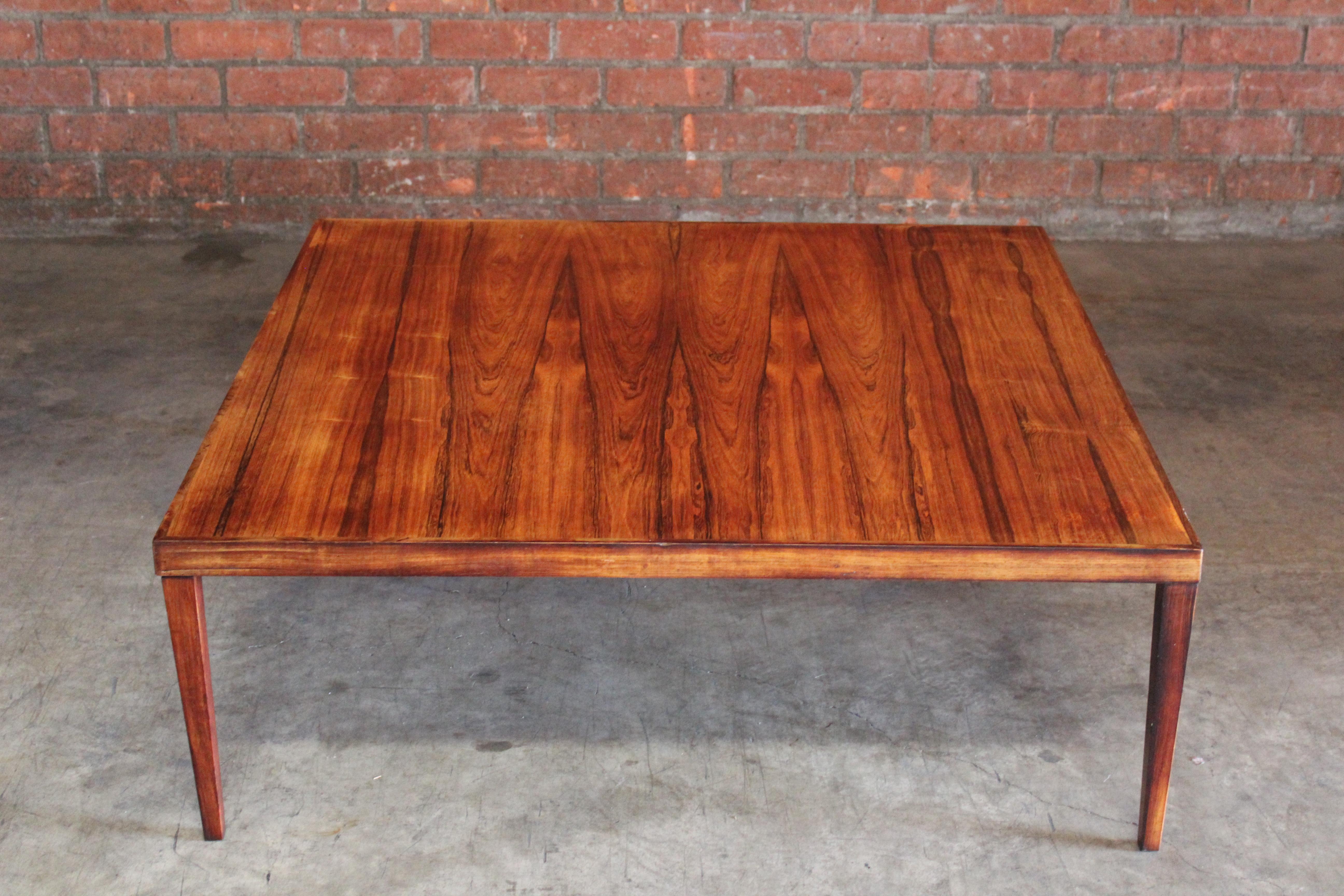 Danish Coffee Table in Brazilian Rosewood, 1960s In Good Condition In Los Angeles, CA