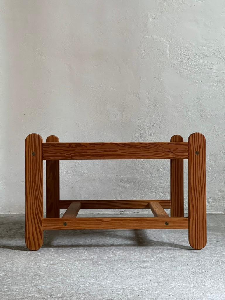 Mid-Century Modern Danish Coffee Table in Pine by Peter O. Schiønning for N. Eilersen 1970 For Sale
