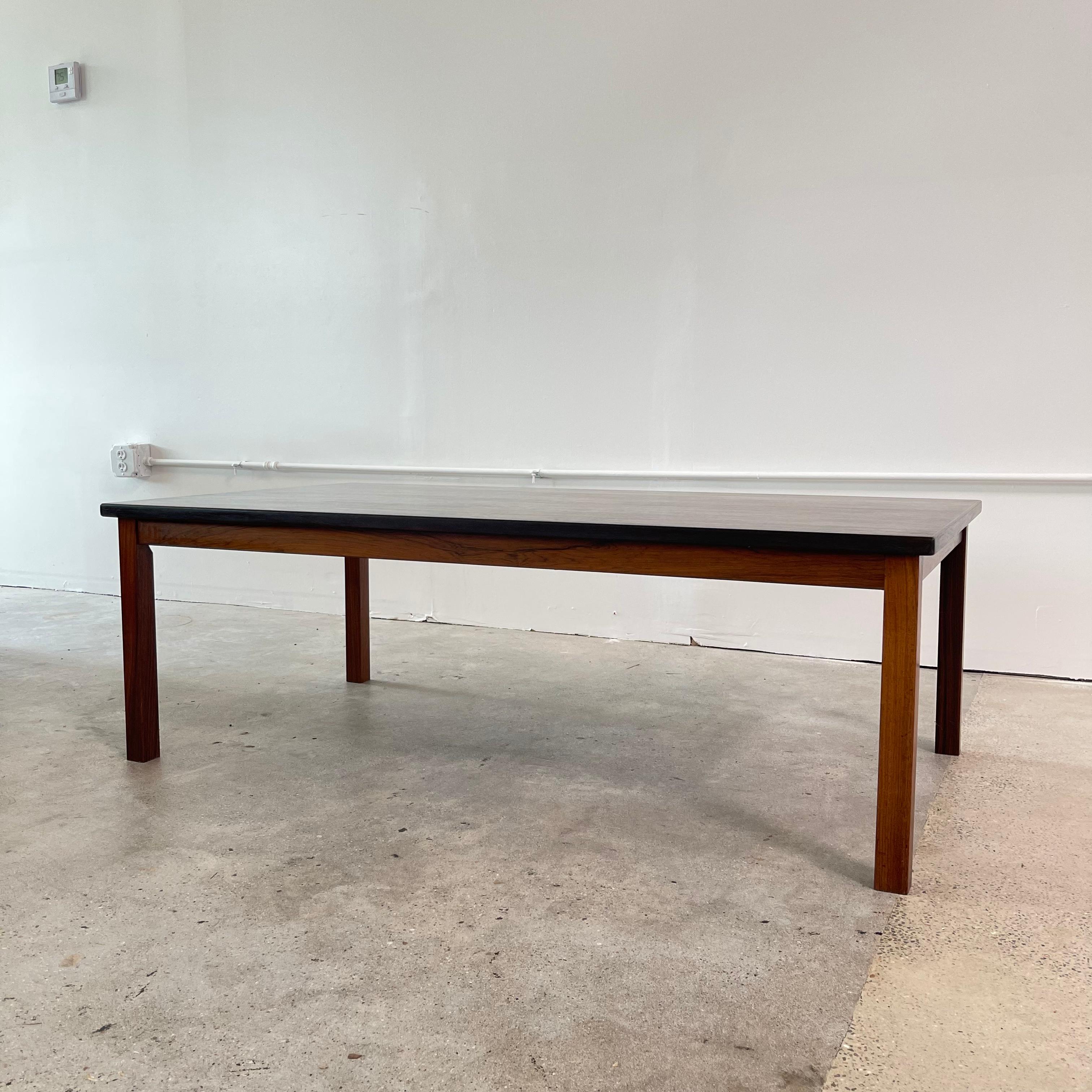 Danish Coffee Table in Rosewood In Good Condition In Dallas, TX