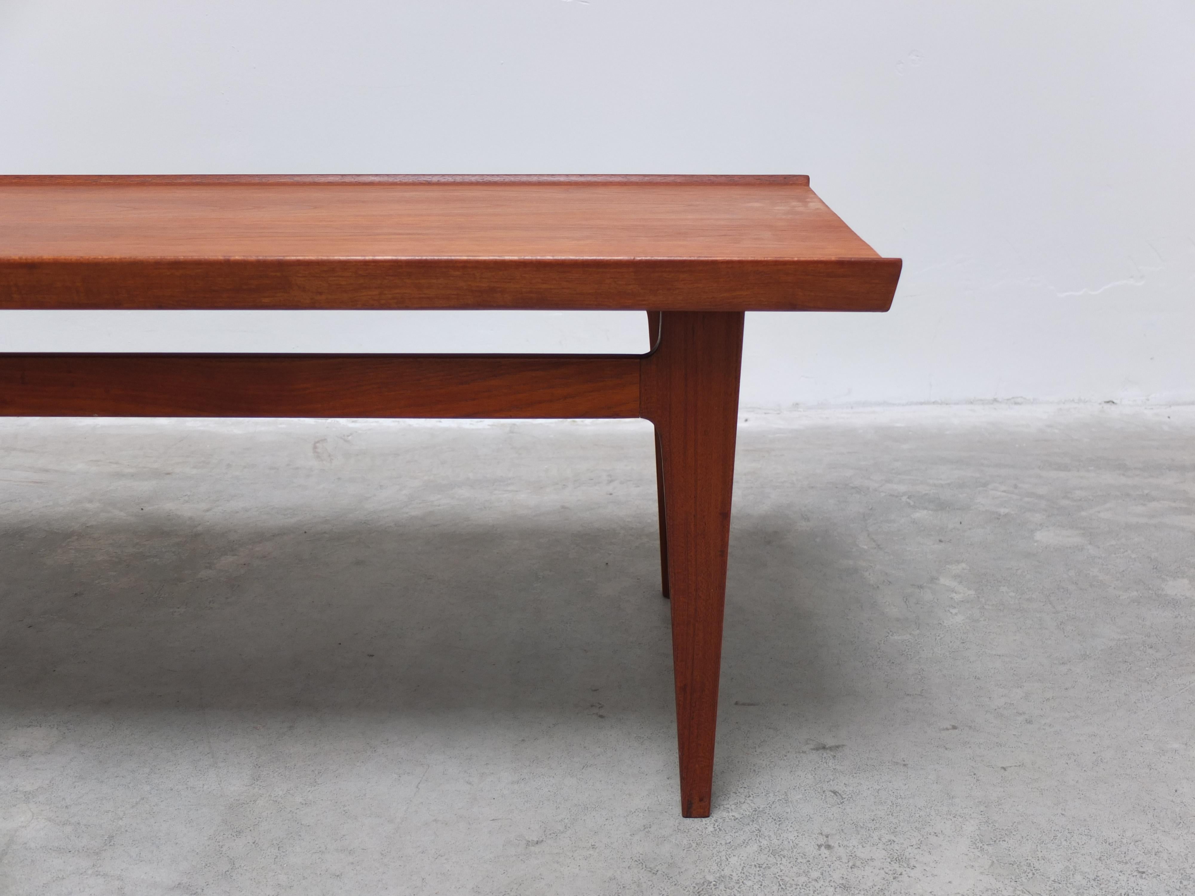 Dänischer Couchtisch aus massivem Teakholz von Finn Juhl für France & Son, 1960er Jahre im Angebot 2