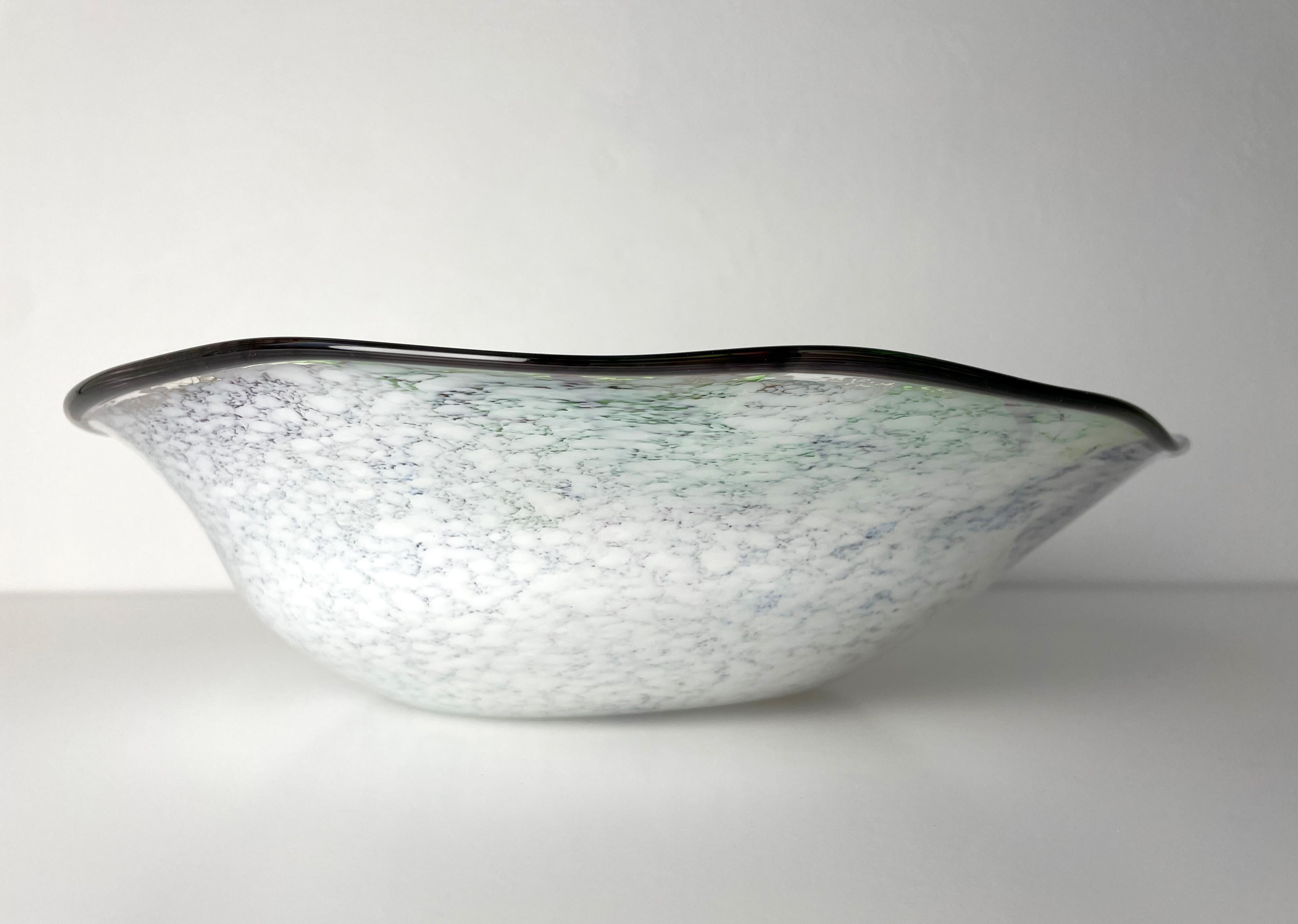 Handmade Multicoloured Art Glass Bowl, Denmark, 2000s In Good Condition In Copenhagen, DK