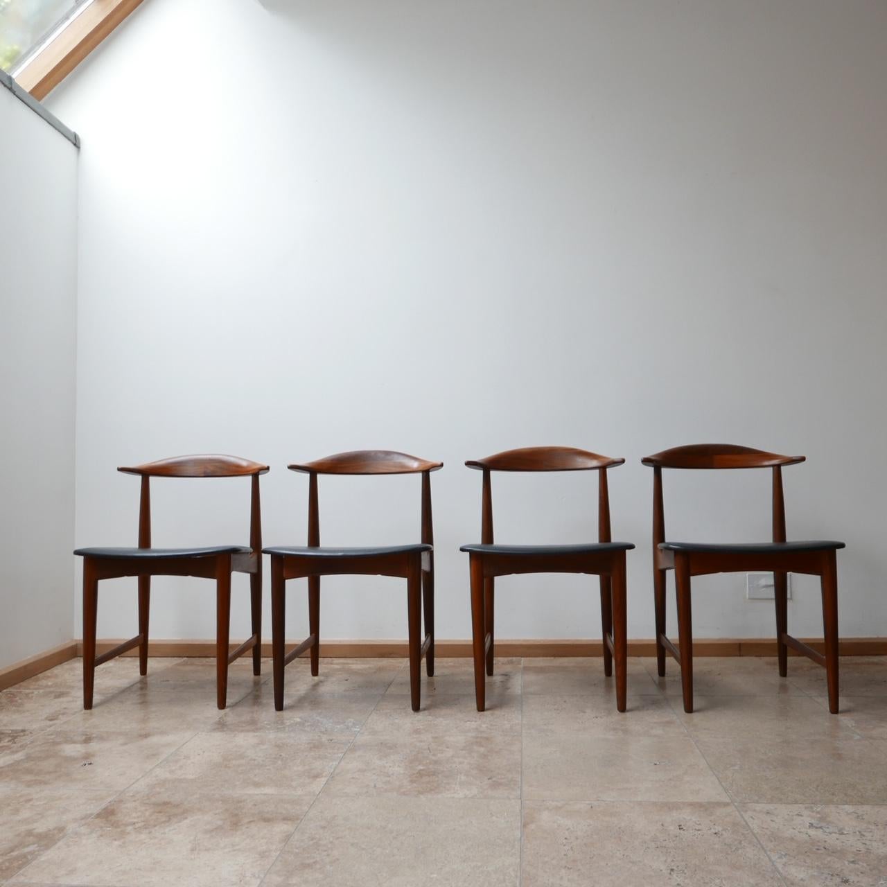 Danish 'Cow Horn' Midcentury Teak Dining Chairs '4' In Good Condition In London, GB