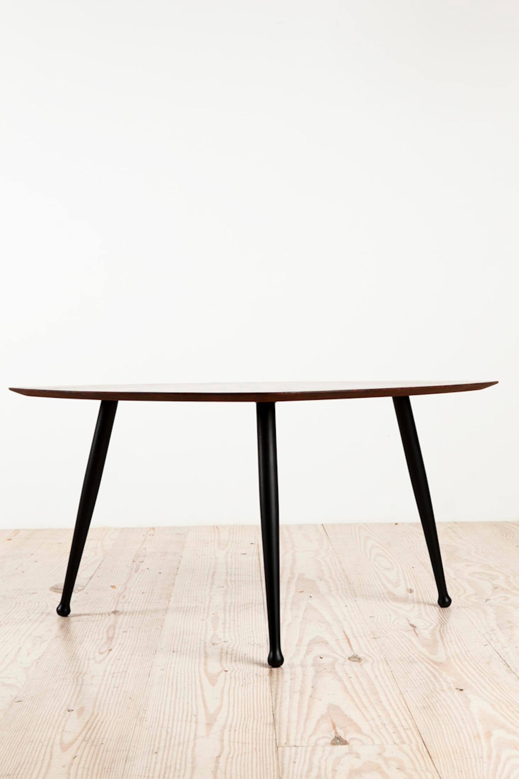 Danish Craftsman Tripod Base Coffee Table, Rosewood Top Ebonized Legs In Excellent Condition In New York, NY