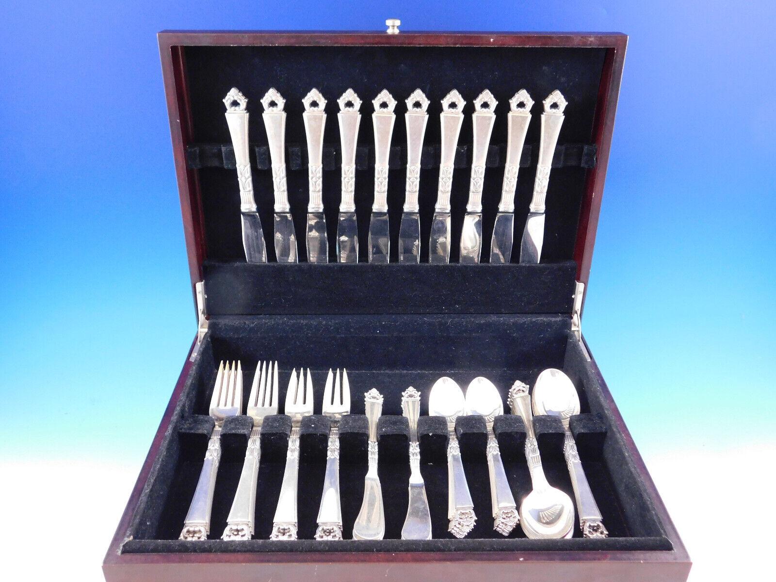 Danish Crown by Frigast Silversmiths of Copenhagen, Denmark sterling silver Flatware set - 60 pieces. This set includes:


10 Knives, 8 3/4