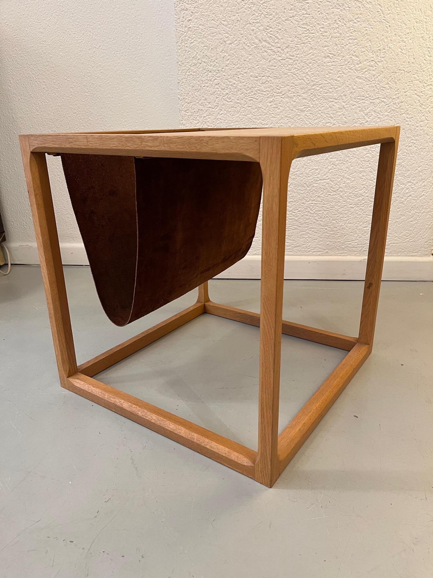 Mid-20th Century Danish Cube OaK Magazine Rack / Side Table by Kai Kristiansen, Denamark ca.1960s For Sale