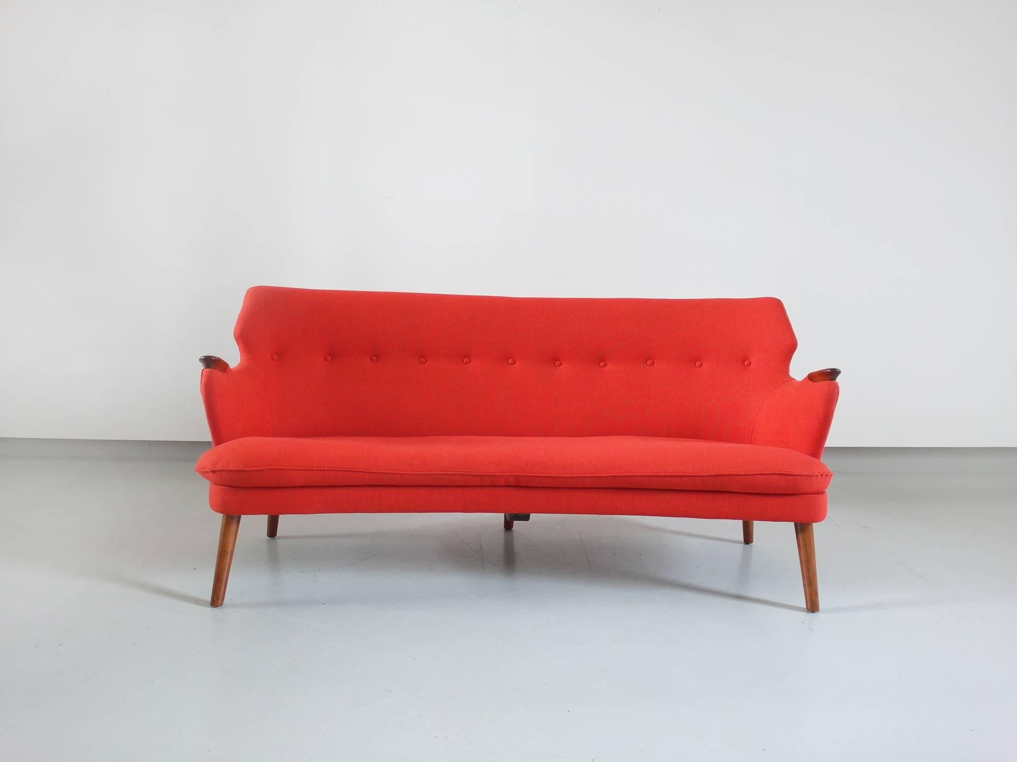 Danish Curved Back Sofa by Kurt Olsen for Slagelse Mobelvaerk, Denmark, 1954 3