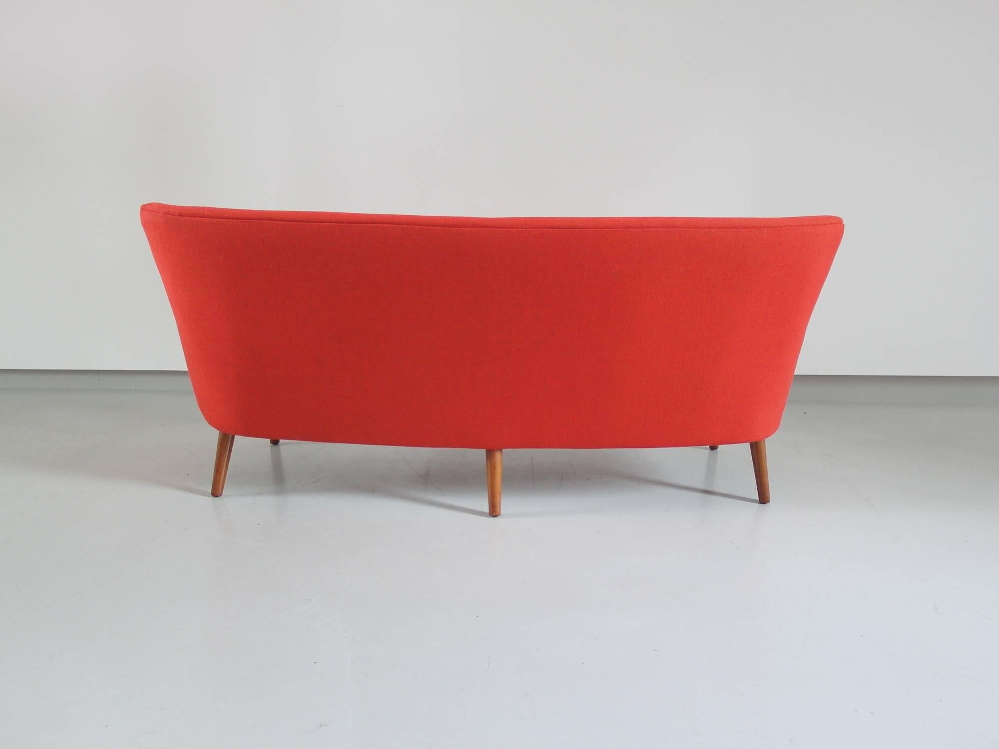 Danish Curved Back Sofa by Kurt Olsen for Slagelse Mobelvaerk, Denmark, 1954 12
