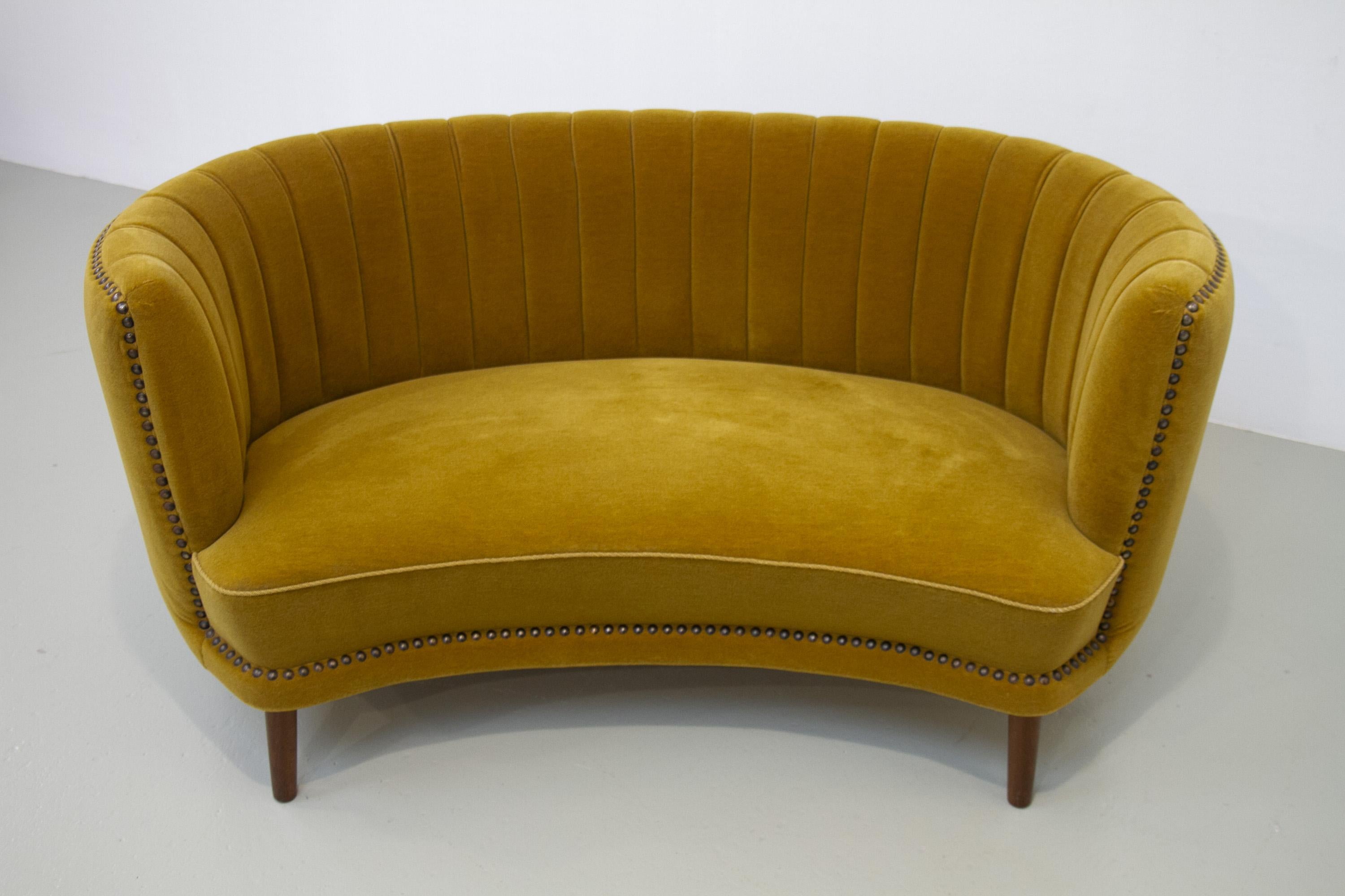 Mid-20th Century Danish Curved Banana Sofa in Velour, 1950. For Sale