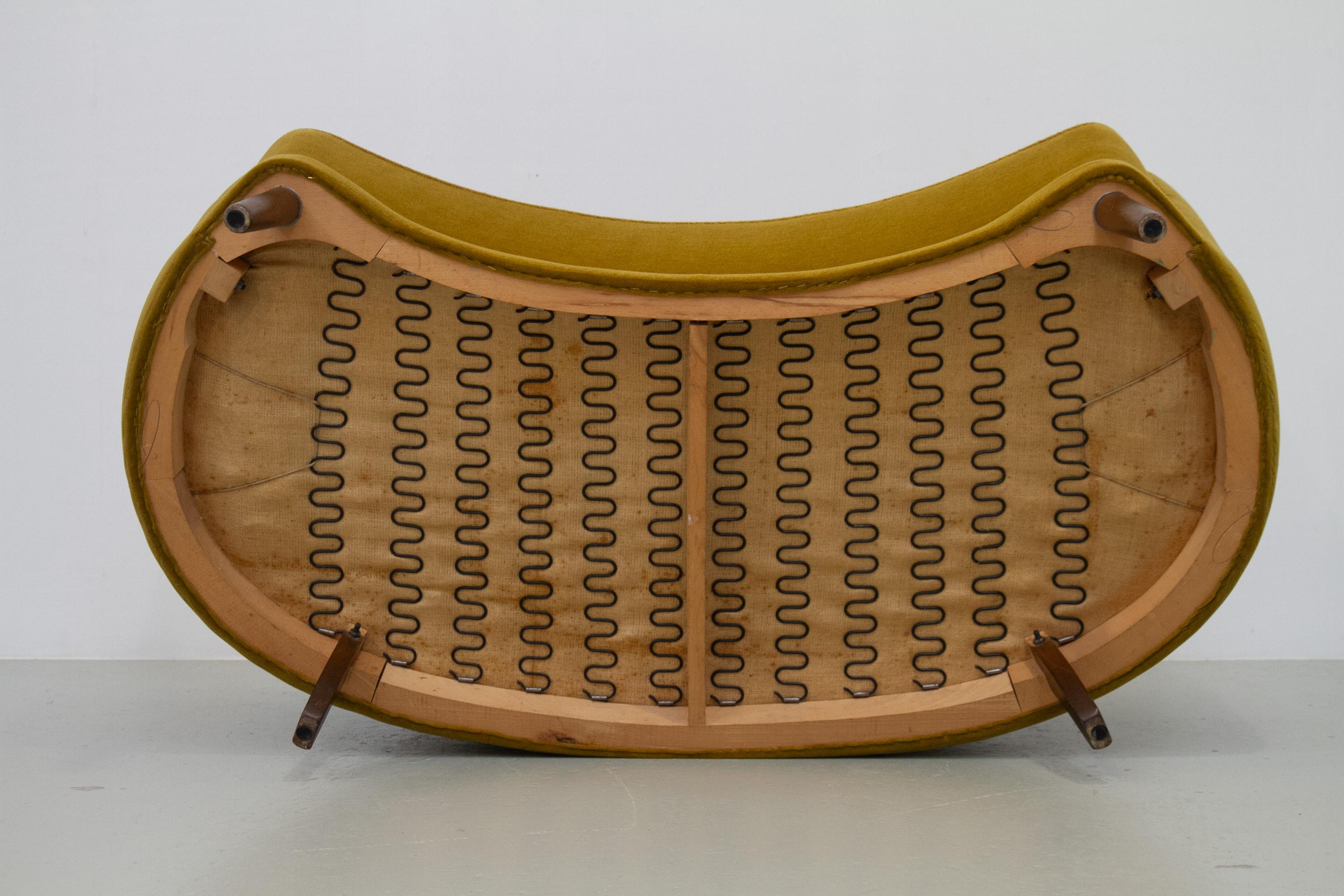 Danish Curved Banana Sofa in Velour, 1950. For Sale 3