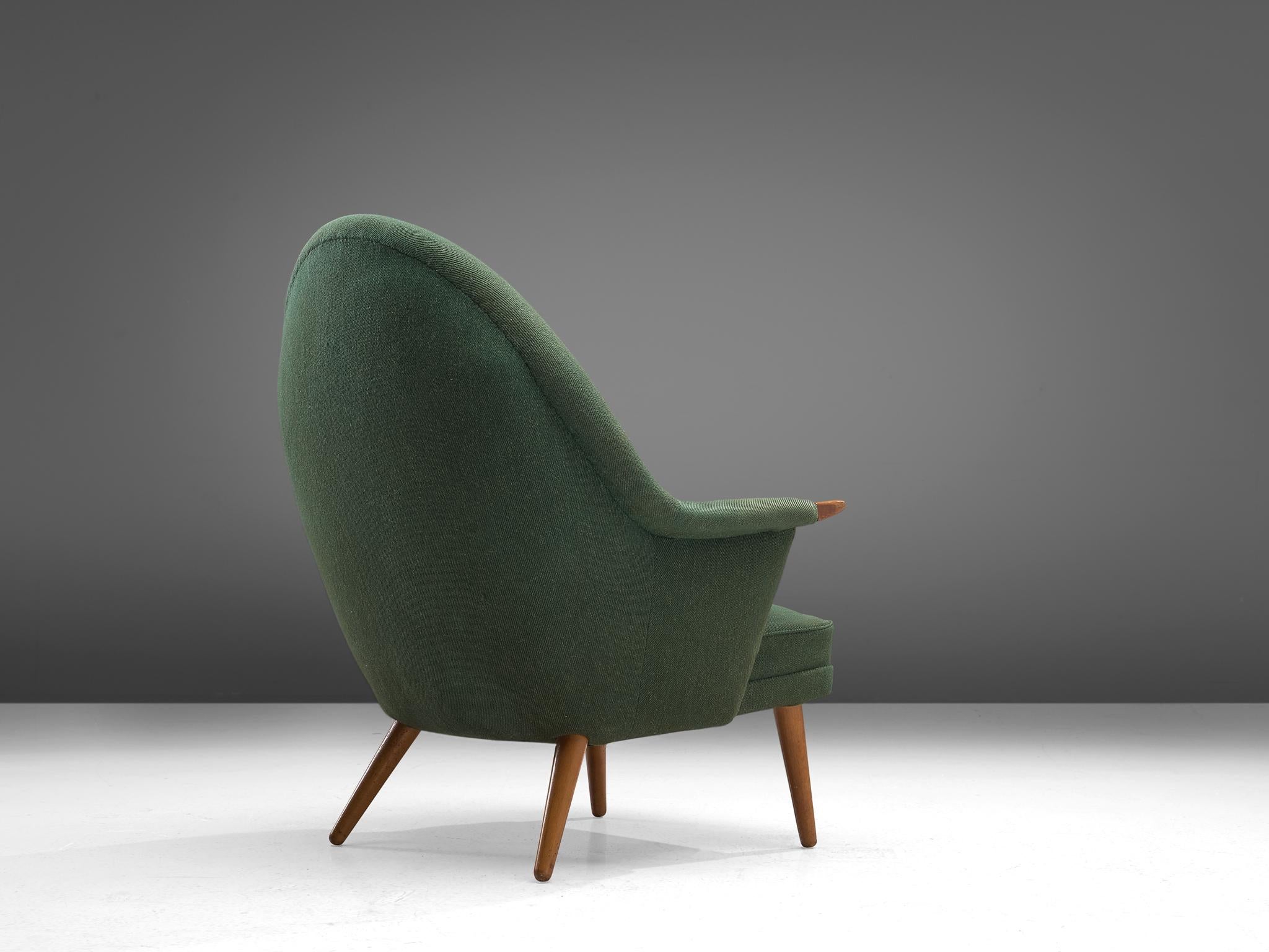 rounded lounge chair