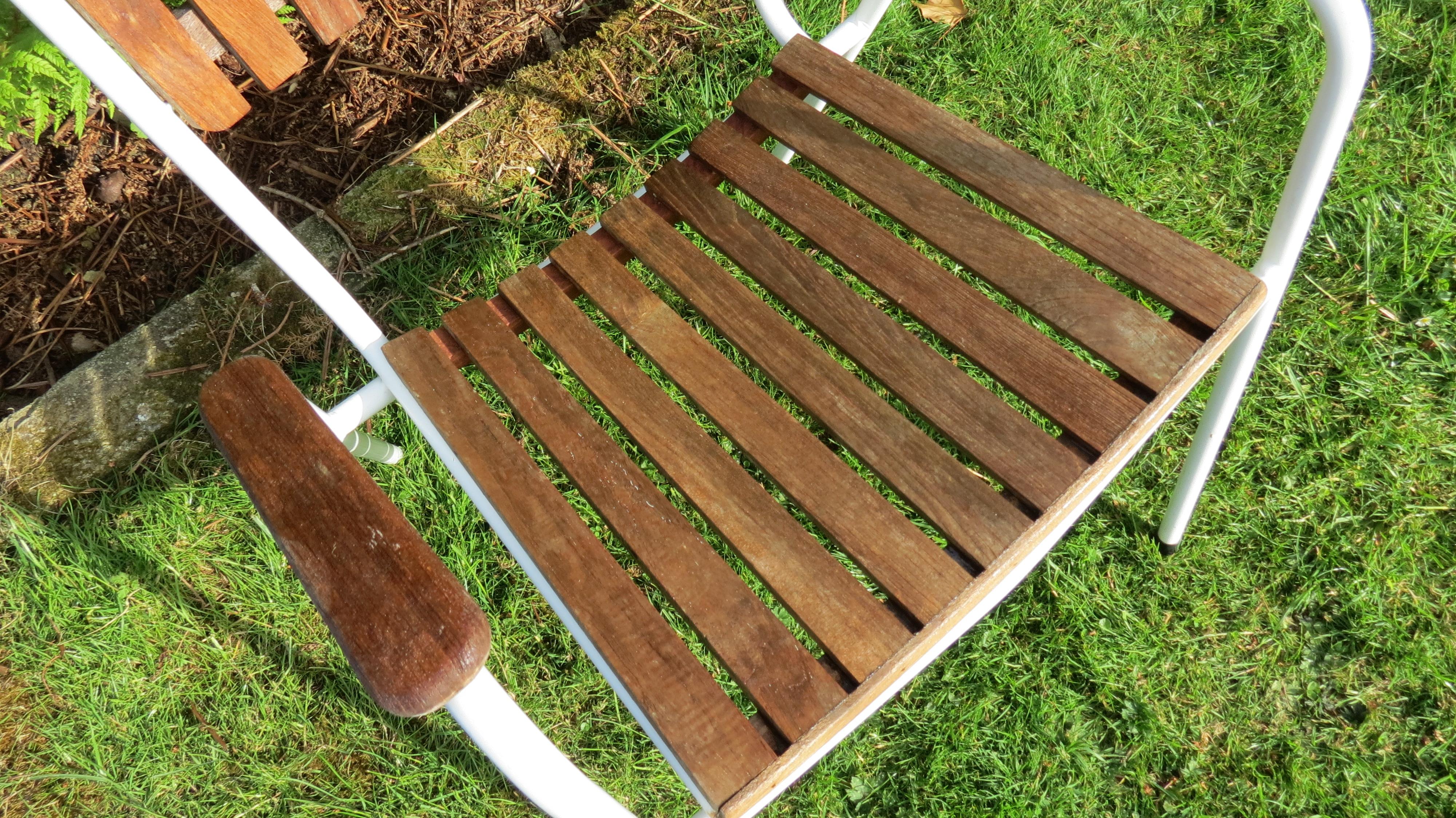Danish Daneline Garden Chairs in Teak Set of 4 Stackable Garden Chairs 4