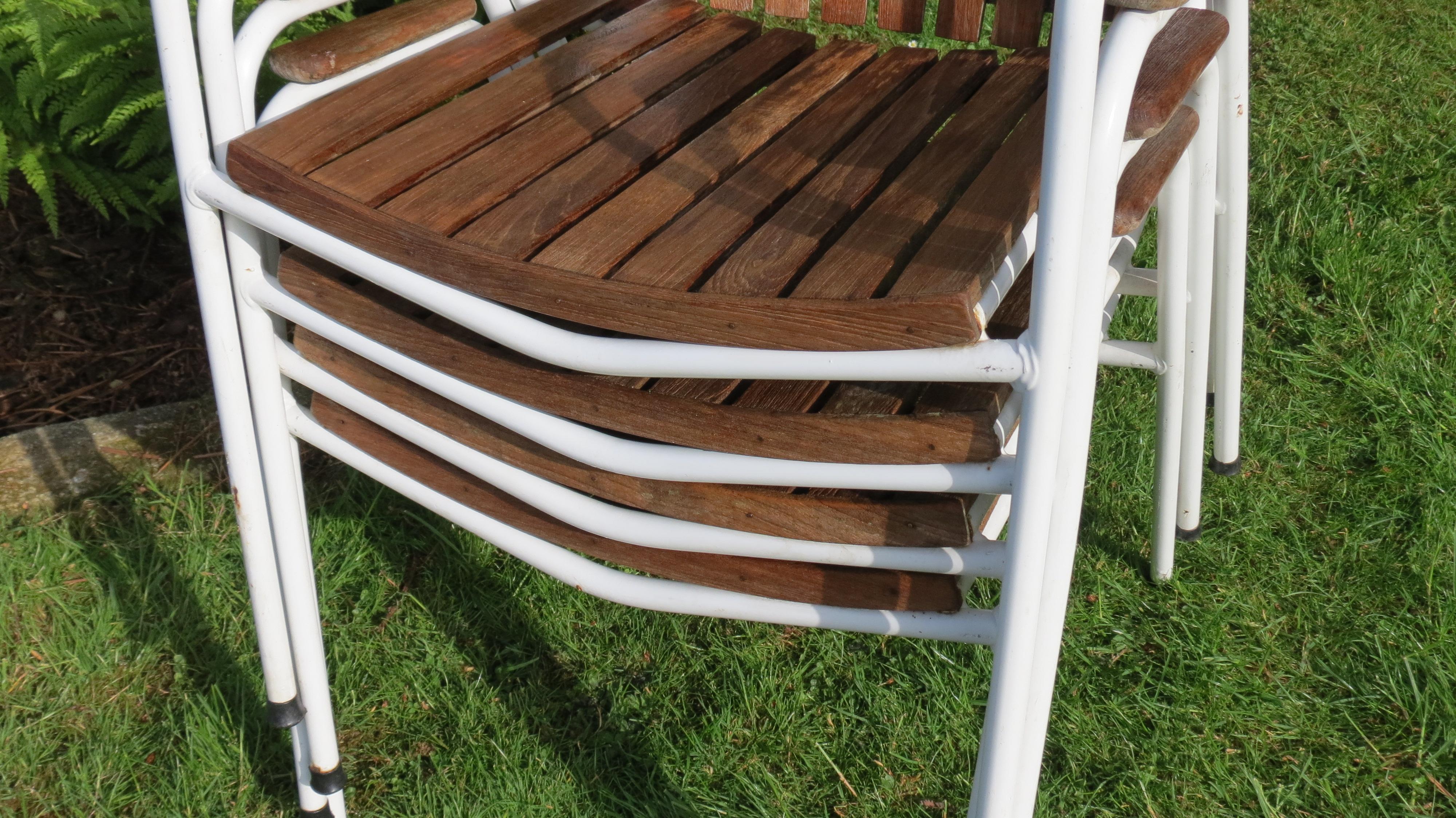 Danish Daneline Garden Chairs in Teak Set of 4 Stackable Garden Chairs 9