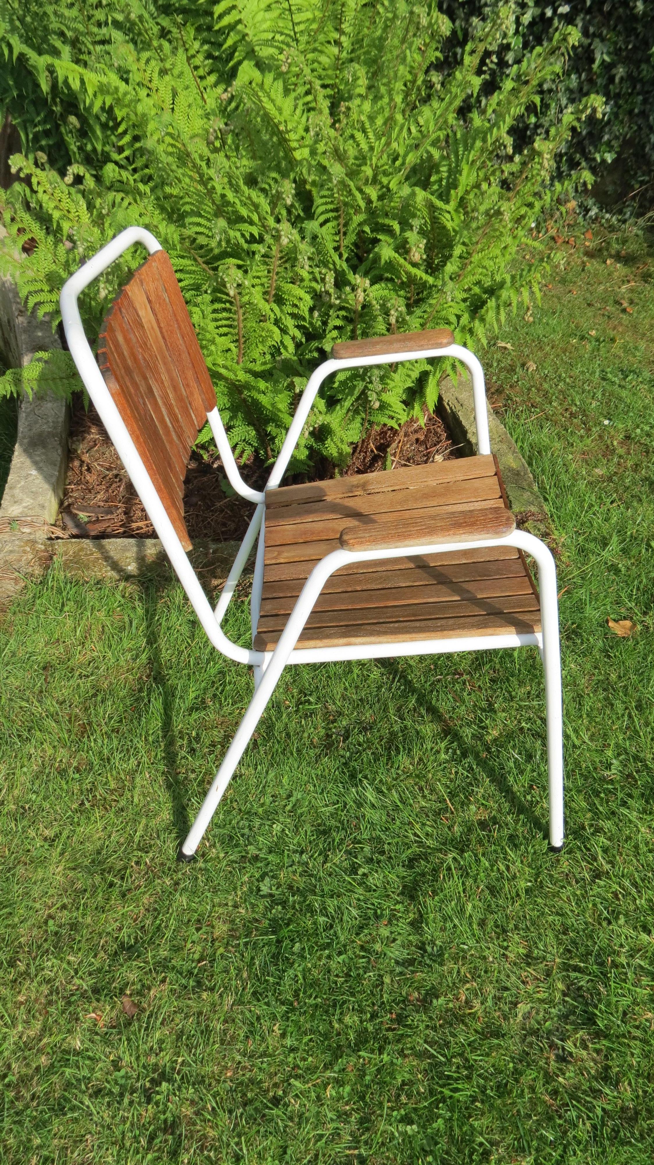 20th Century Danish Daneline Garden Chairs in Teak Set of 4 Stackable Garden Chairs