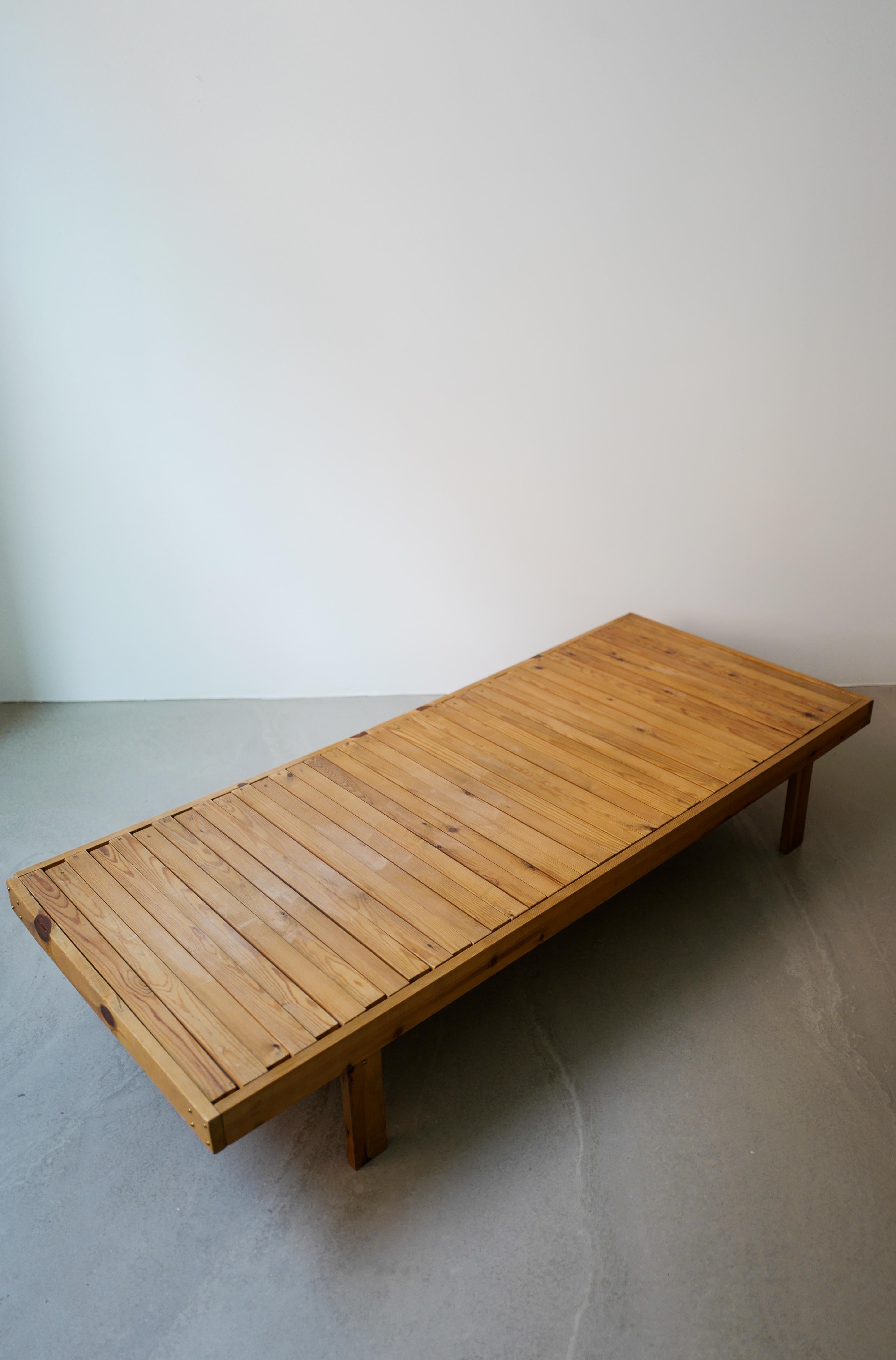 Mid-20th Century Danish Daybed in Pine, 1960s