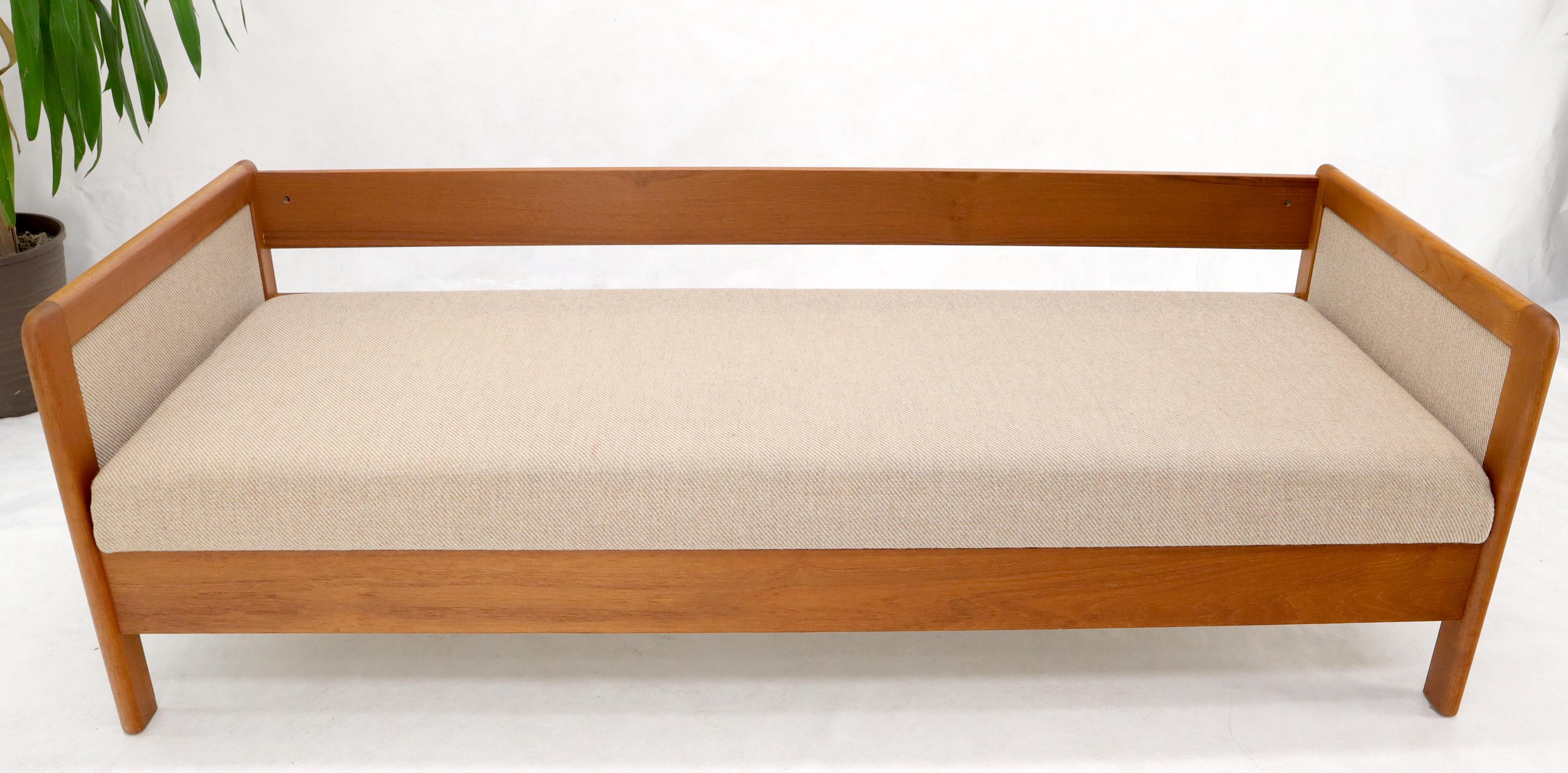 Danish Daybed Sleeper Convertible Sofa Wool Upholstery Teak Frame 2