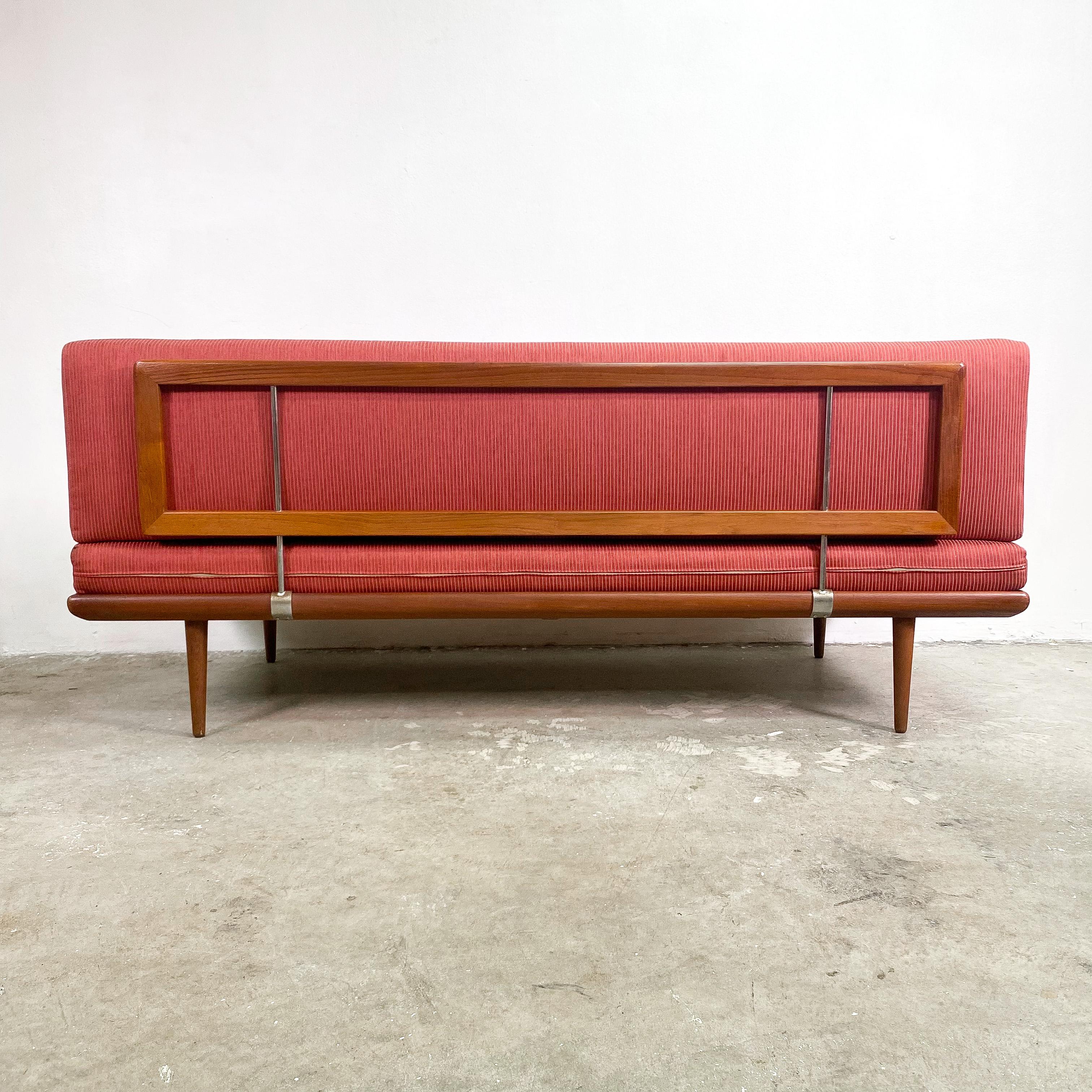 Mid-Century Modern Danish Daybed Sofa Lounge Peter Hvidt & Orla Molgaard Nielsen For Sale