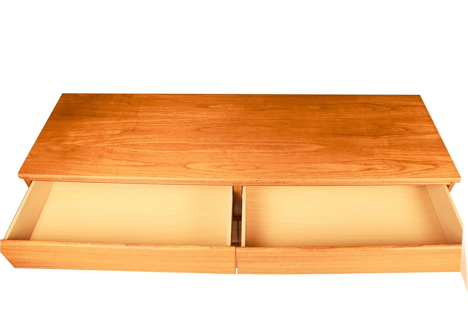 Danish Denmark Mid Century Modern Long Teak Dresser  For Sale 2