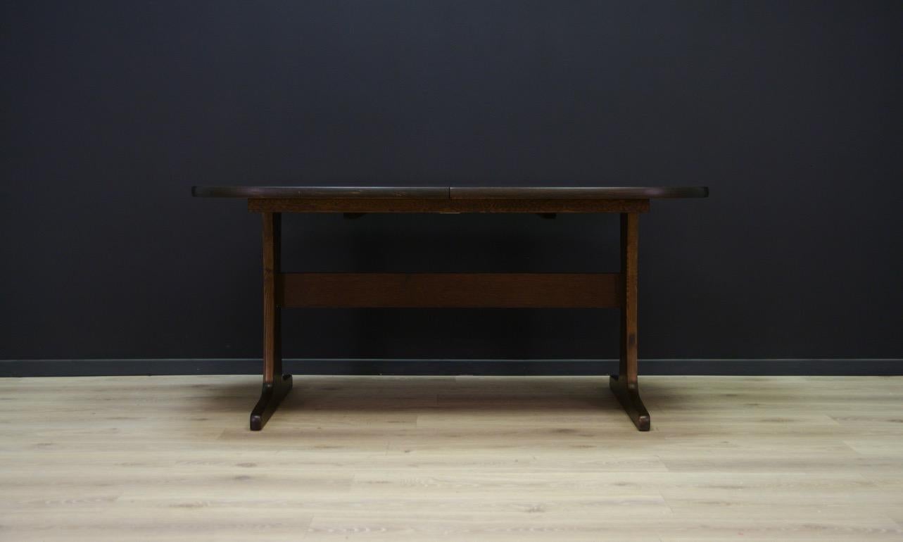 Table from the 1960s-1970s, Scandinavian design, tabletop finished with oak veneer. Folding table with two inserts. Preserved in good condition (small bruises and scratches) - directly for use.

Dimensions: height 73 cm tabletop 160 cm x 95 cm