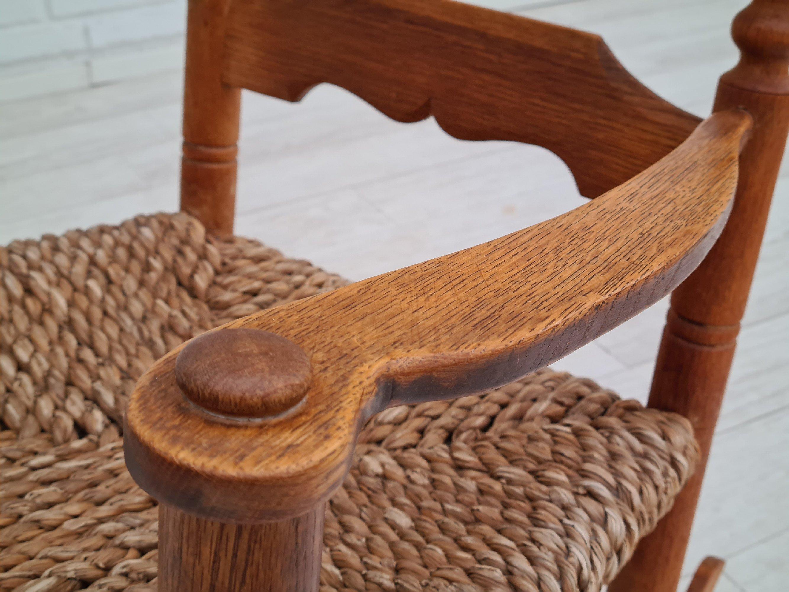 Danish Design, 60s, Rockingchair, Oak Wood, Natural Fiber, Original Condition For Sale 10