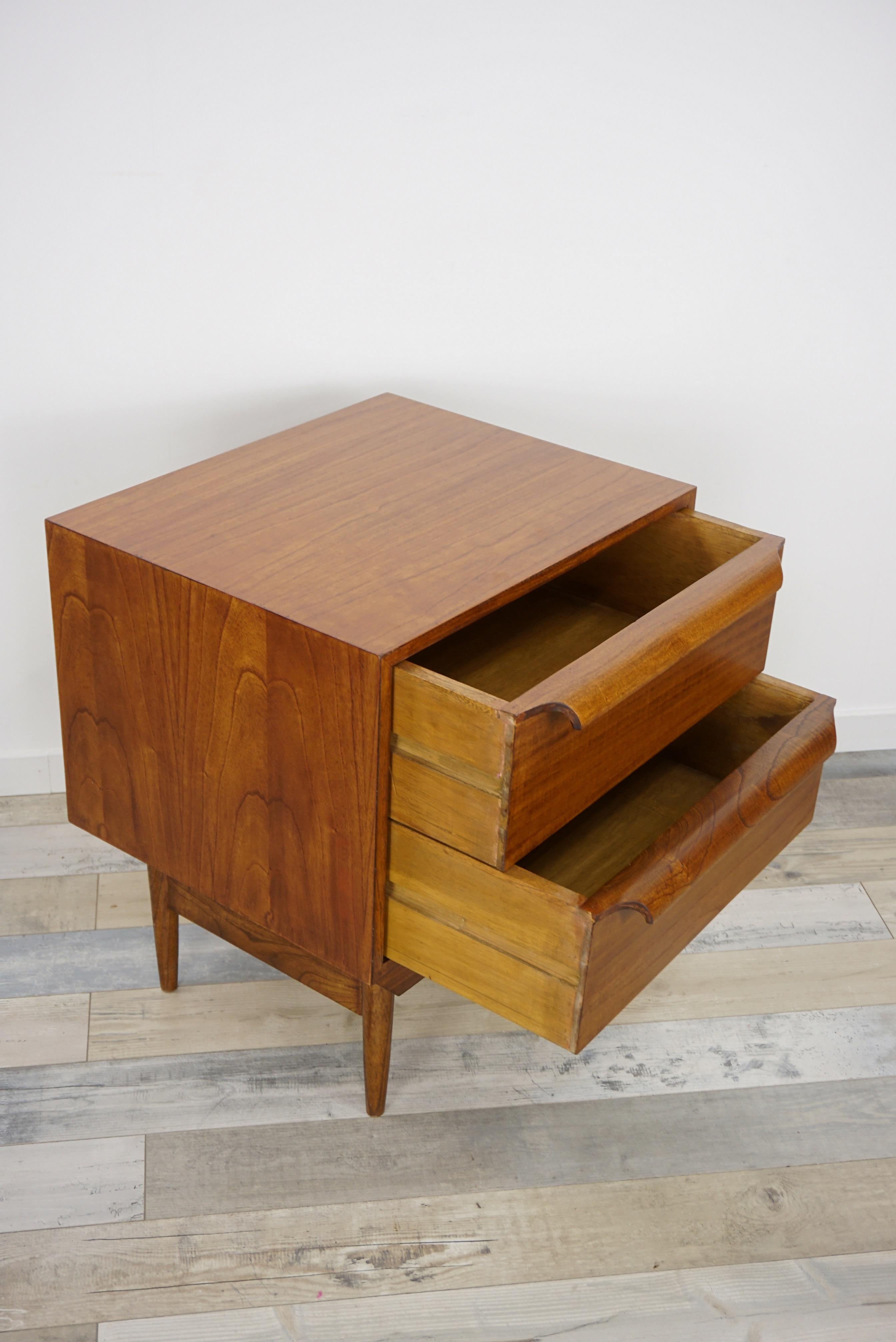 Danish Design and Midcentury Style Pair of Large Wooden Bedside Tables For Sale 7