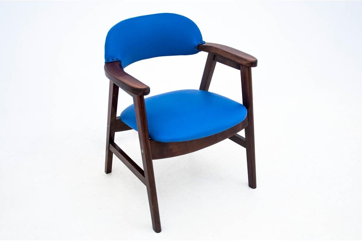 Dänischer Sessel im dänischen Design, 1960er Jahre, nach Renovierung (Skandinavische Moderne) im Angebot