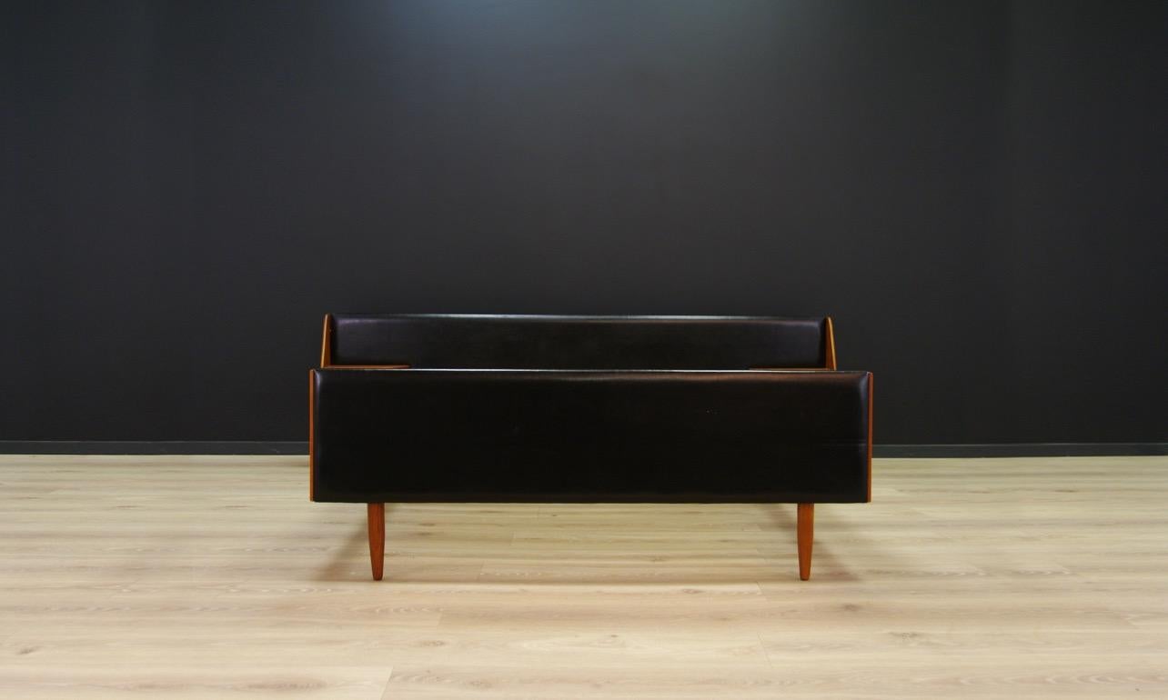 Amazing Scandinavian bed from the 1960s-1970s- Minimalist form. An original construction made of vinyl fabric. Preserved in good condition (minor scratches and bruises) - directly for use.

Dimensions: height 67 cm width 223.5 cm depth 198 cm the