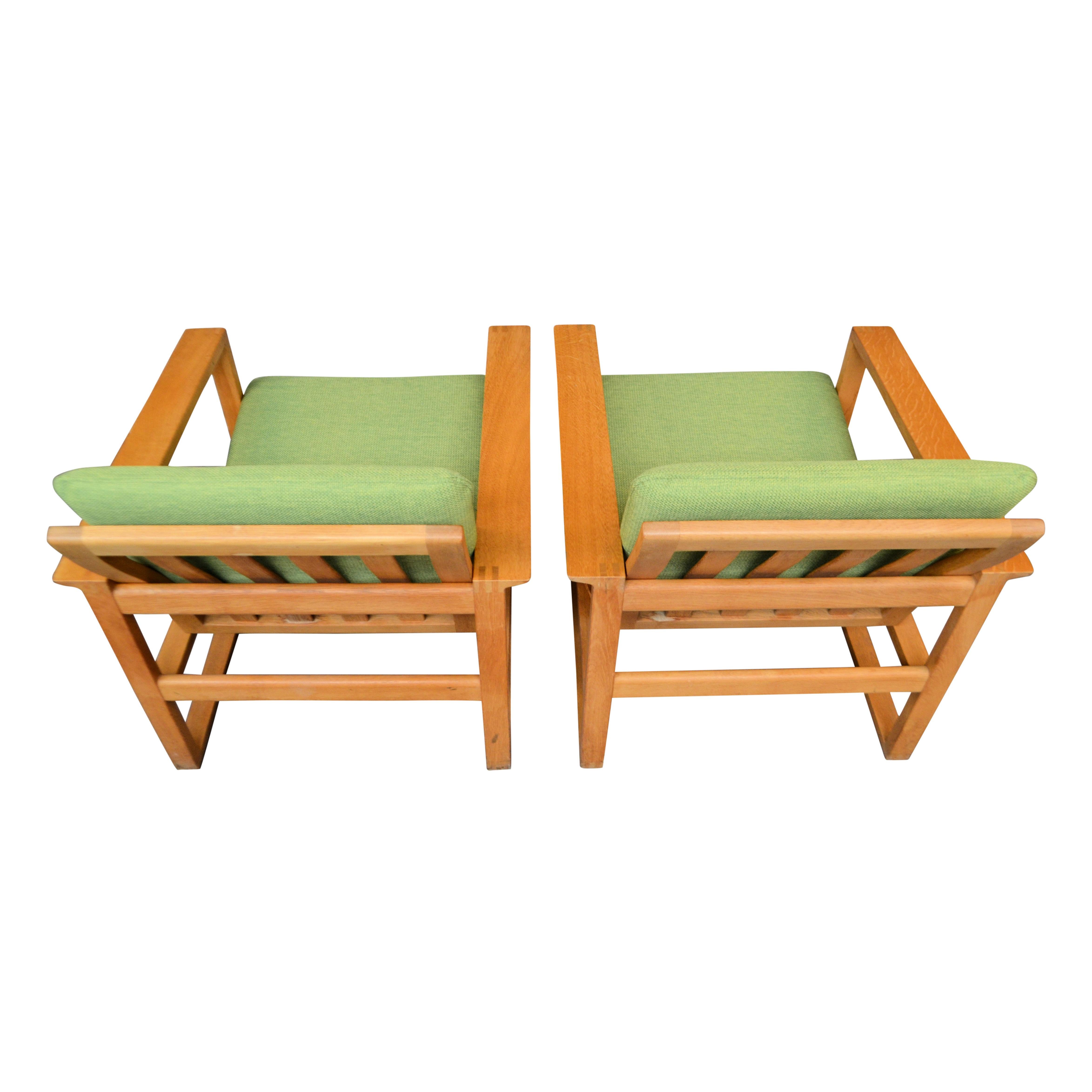 Mid-20th Century Danish Design Børge Mogensen Model 2256 Oak Lounge Chairs