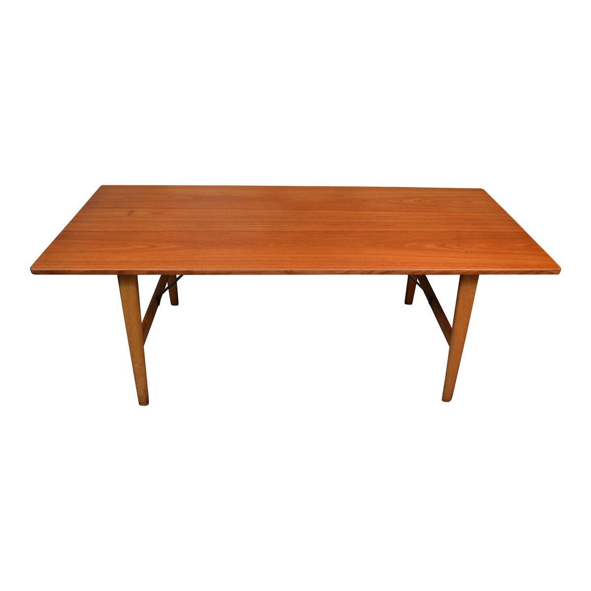 Danish Design Børge Mogensen Teak Lounge Table, Model 281 In Good Condition In VENLO, LI