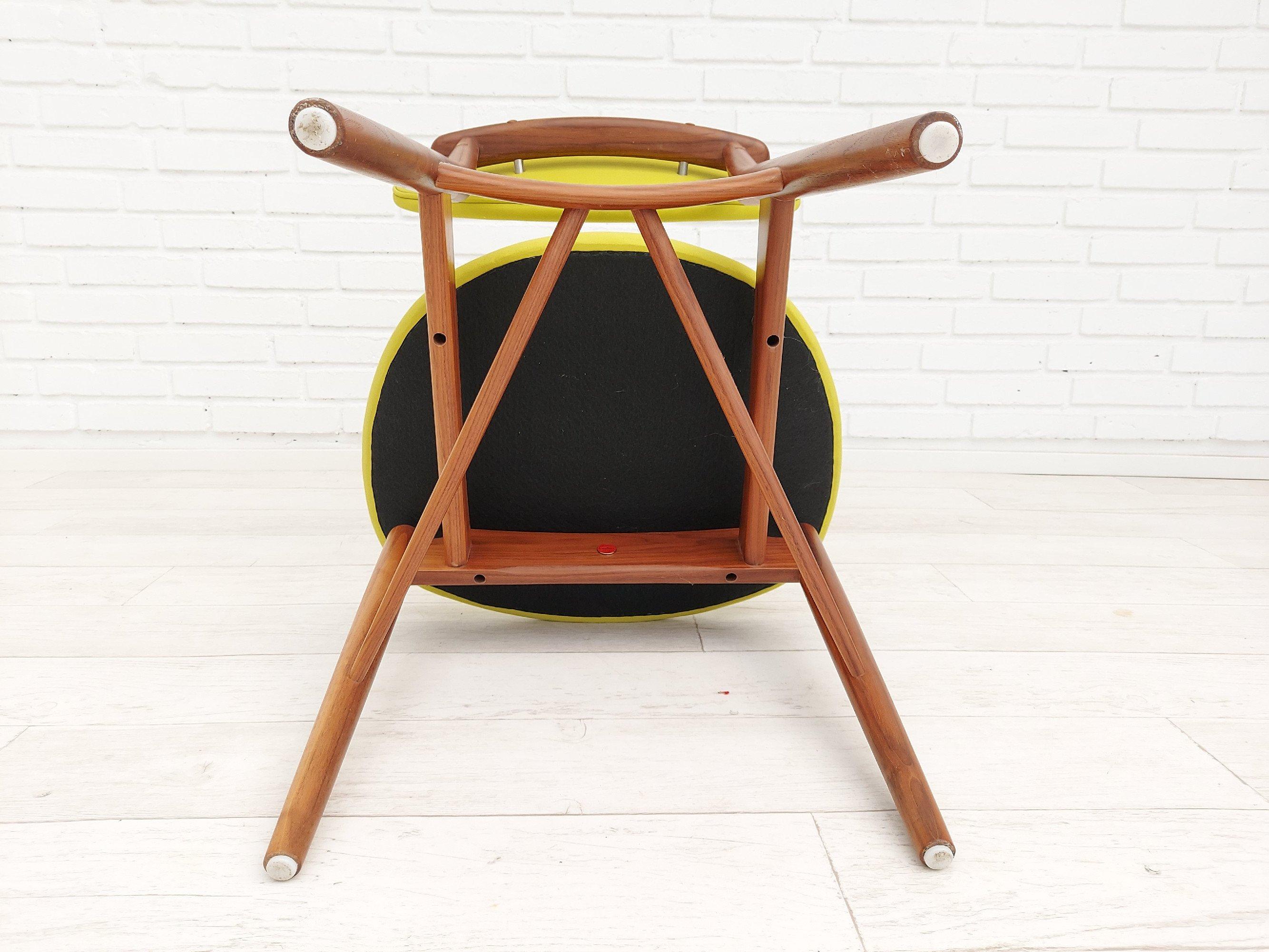 Danish Design by Finn Juhl, Chair Model 108, Walnut Wood 4