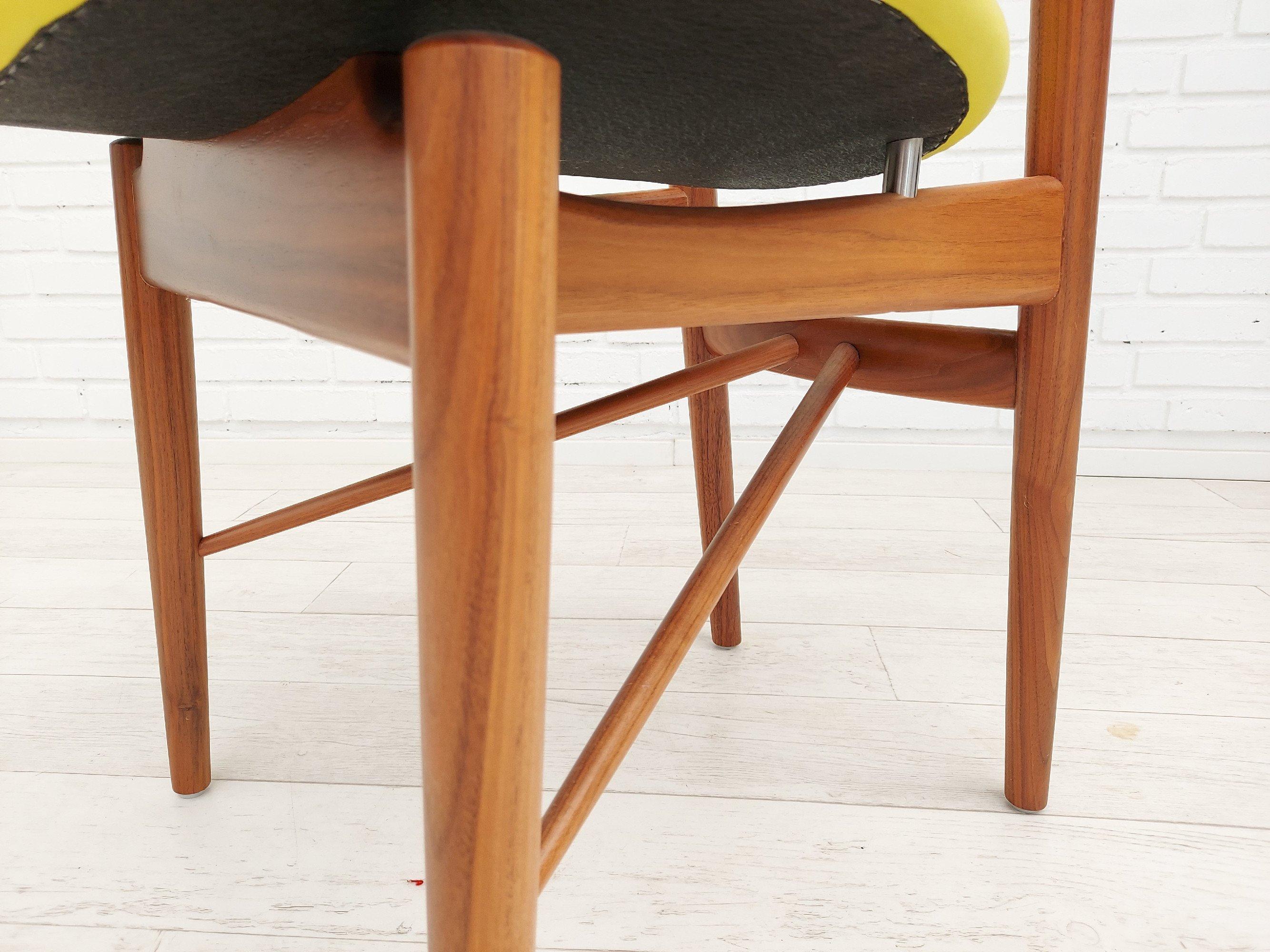 Danish Design by Finn Juhl, Chair Model 108, Walnut Wood 13