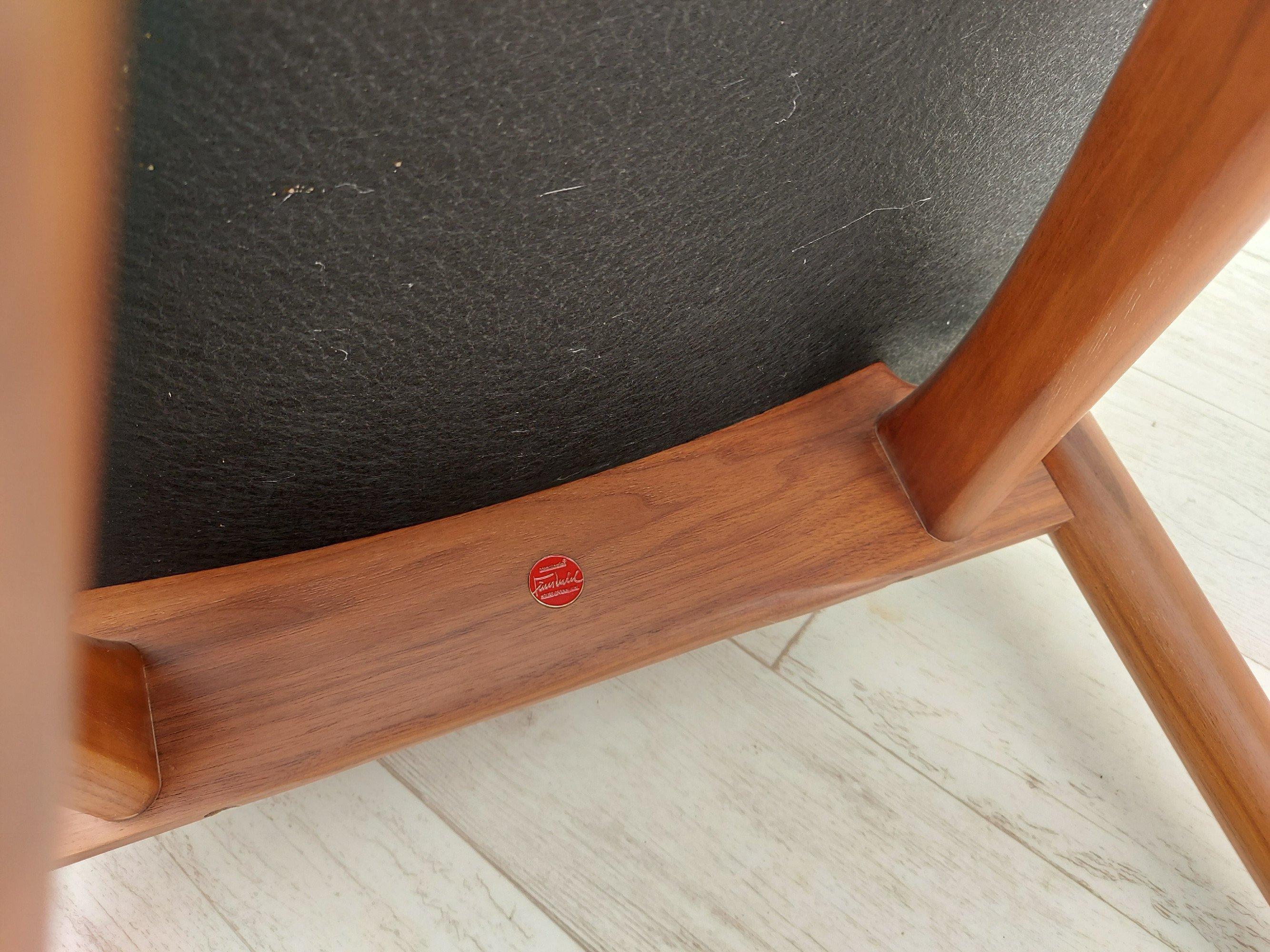Danish Design by Finn Juhl, Chair Model 108, Walnut Wood 3