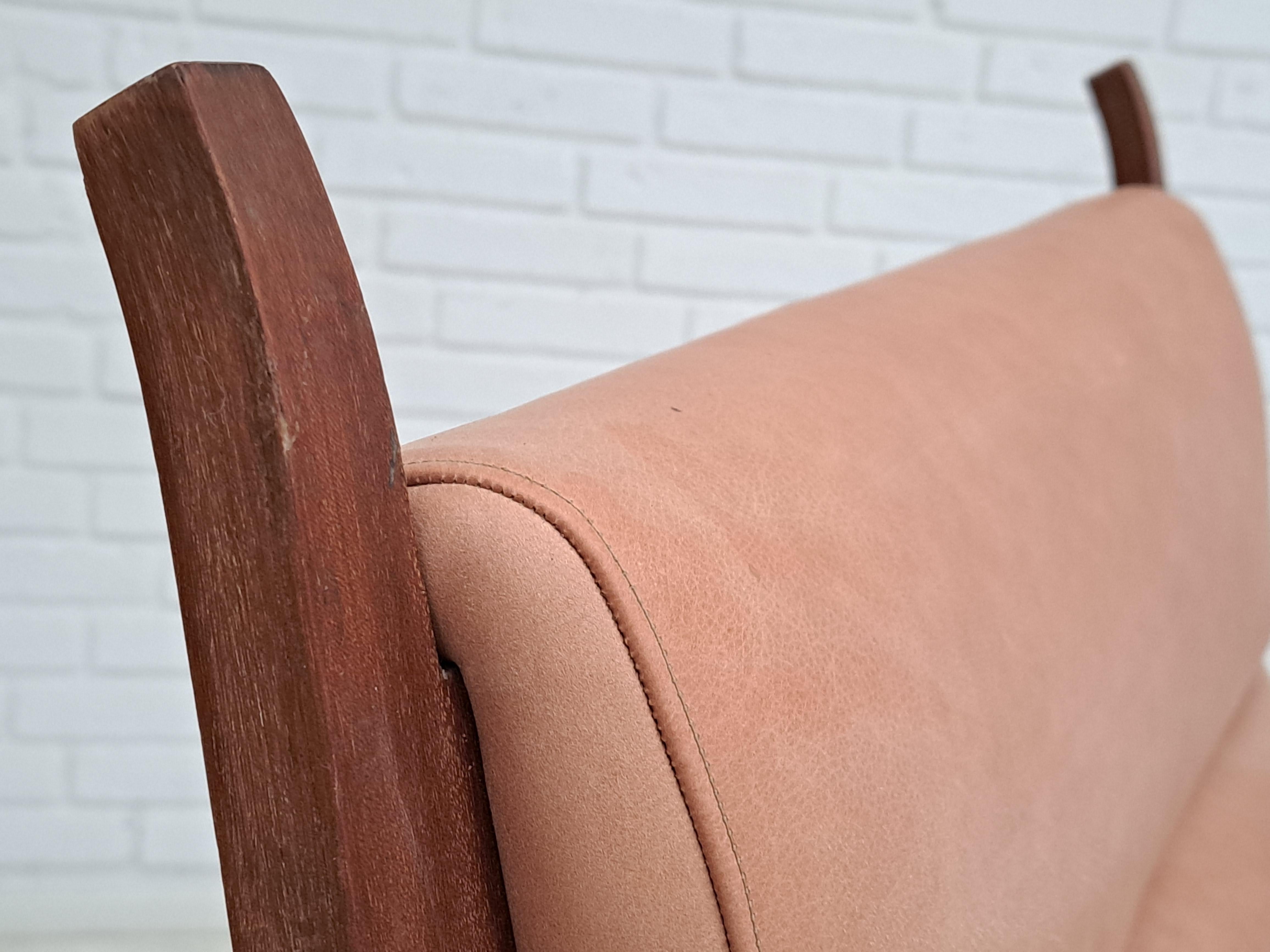 Photo inspiration: Fresh Look at Danish Design By H J Wegner Ge501A 70S Teak Wood