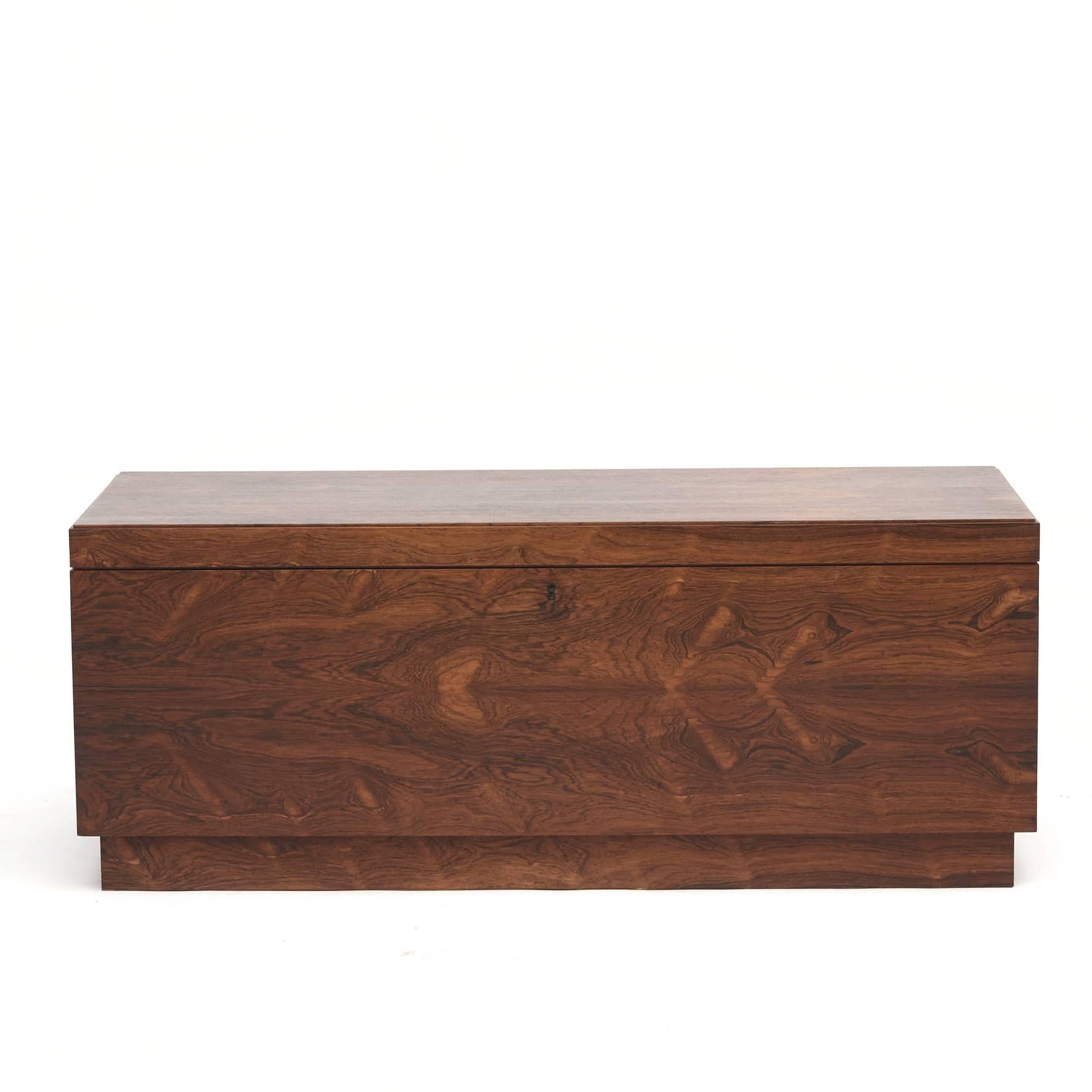 Danish Design Mahogany Chest Approx. 1960 In Good Condition For Sale In Kastrup, DK