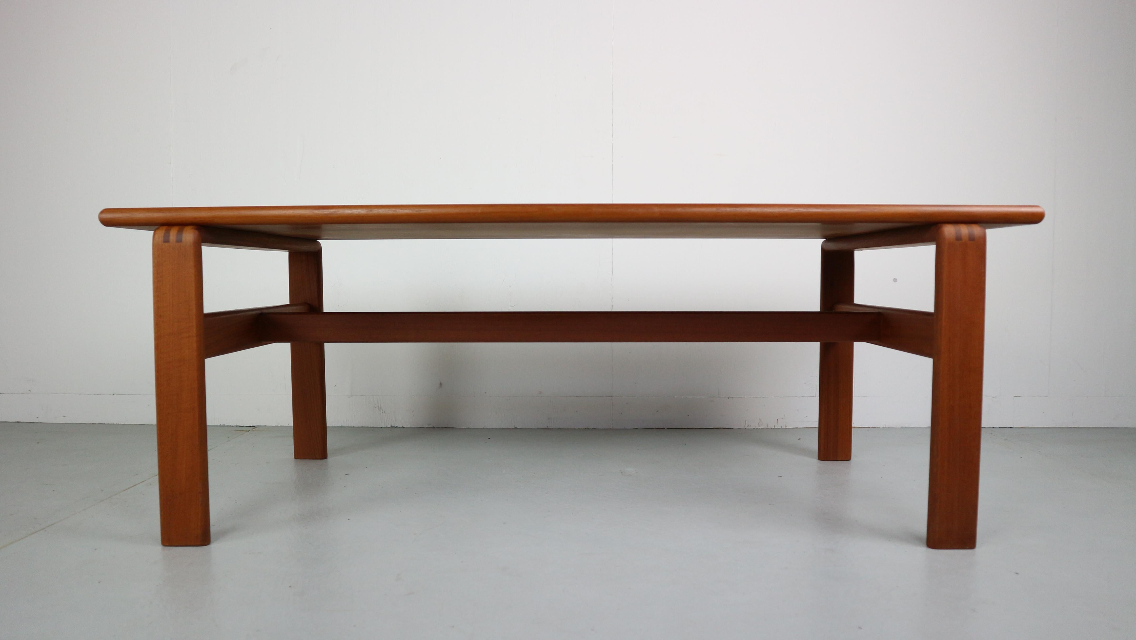 Danish Design Coffee Table, 1970s 2
