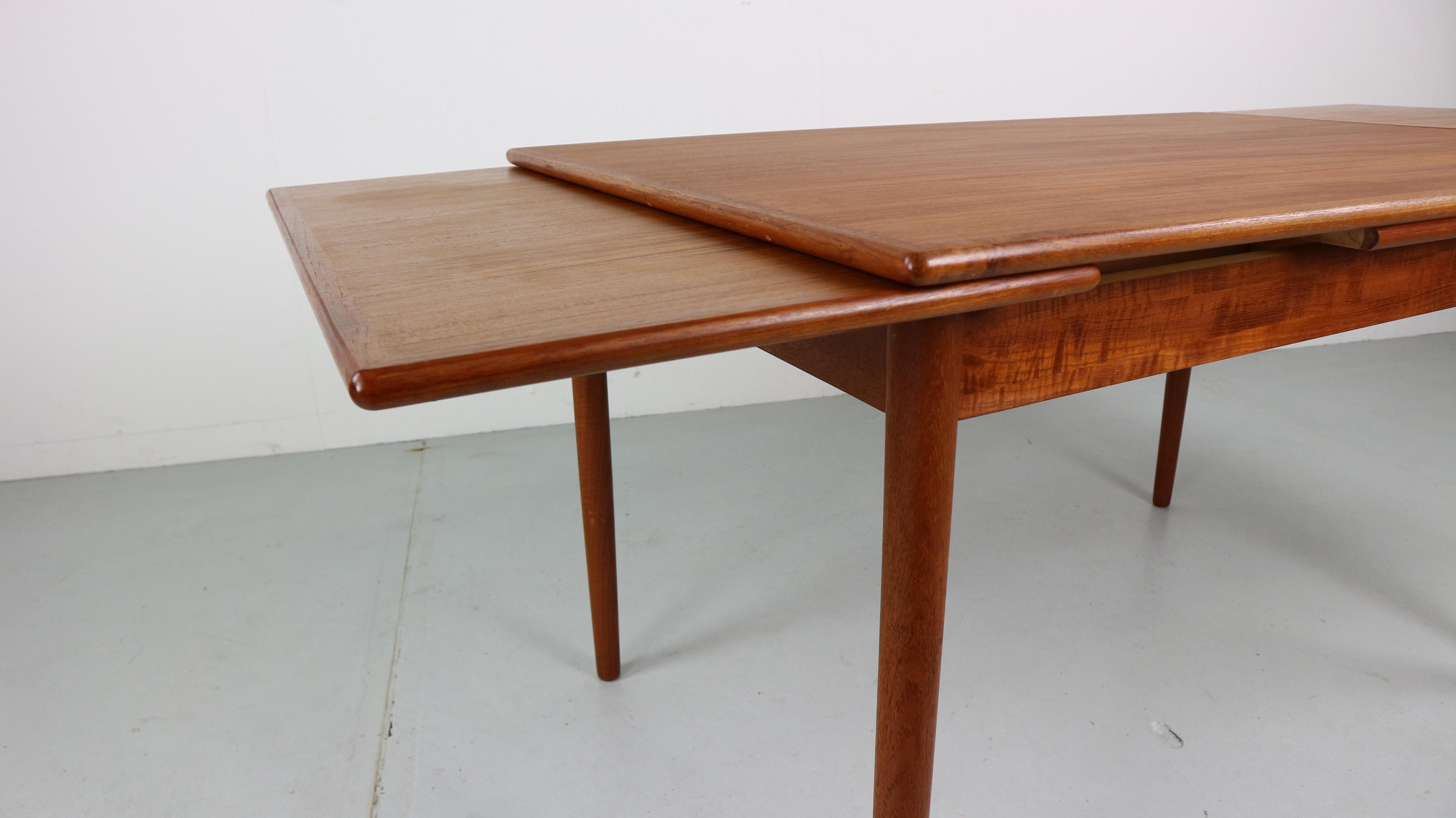 Danish Design Extendable Dining Table Teak, 1970s 1