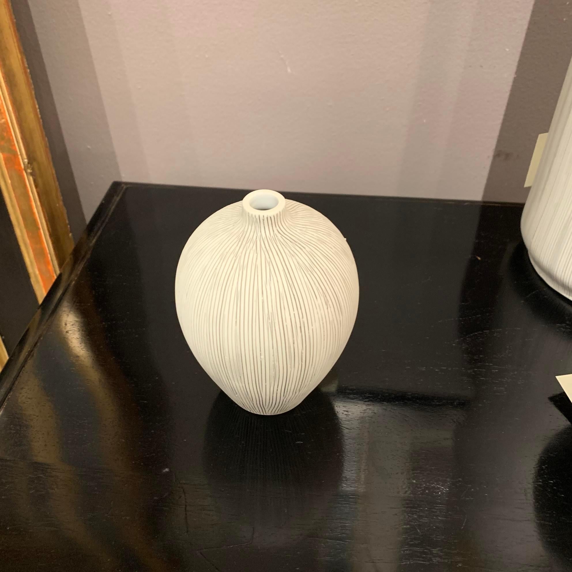 Danish Design Fine Stripe Vase, Thailand, Contemporary In New Condition In New York, NY