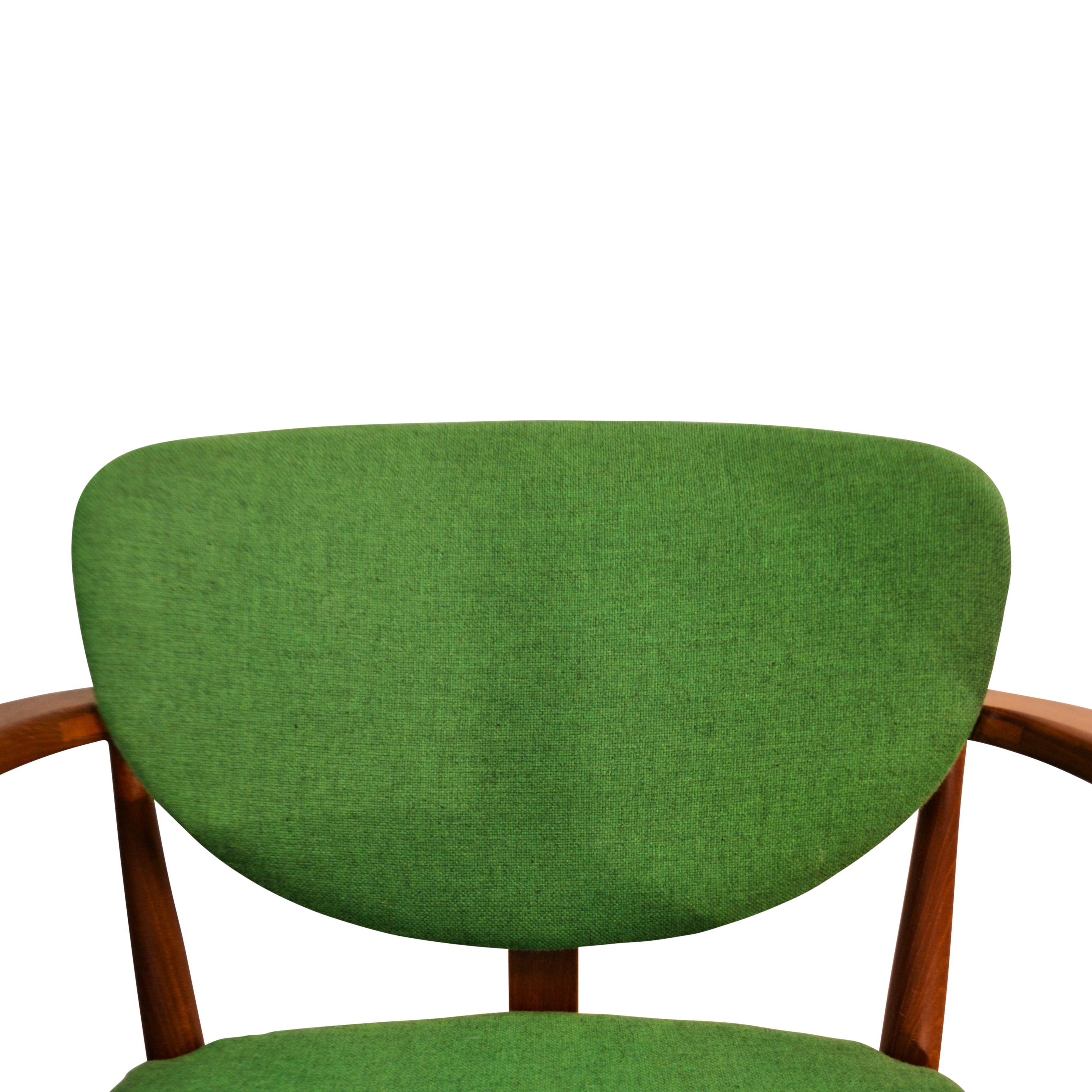 Danish Design Finn Juhl Style Teak Lounge Chair For Sale 2