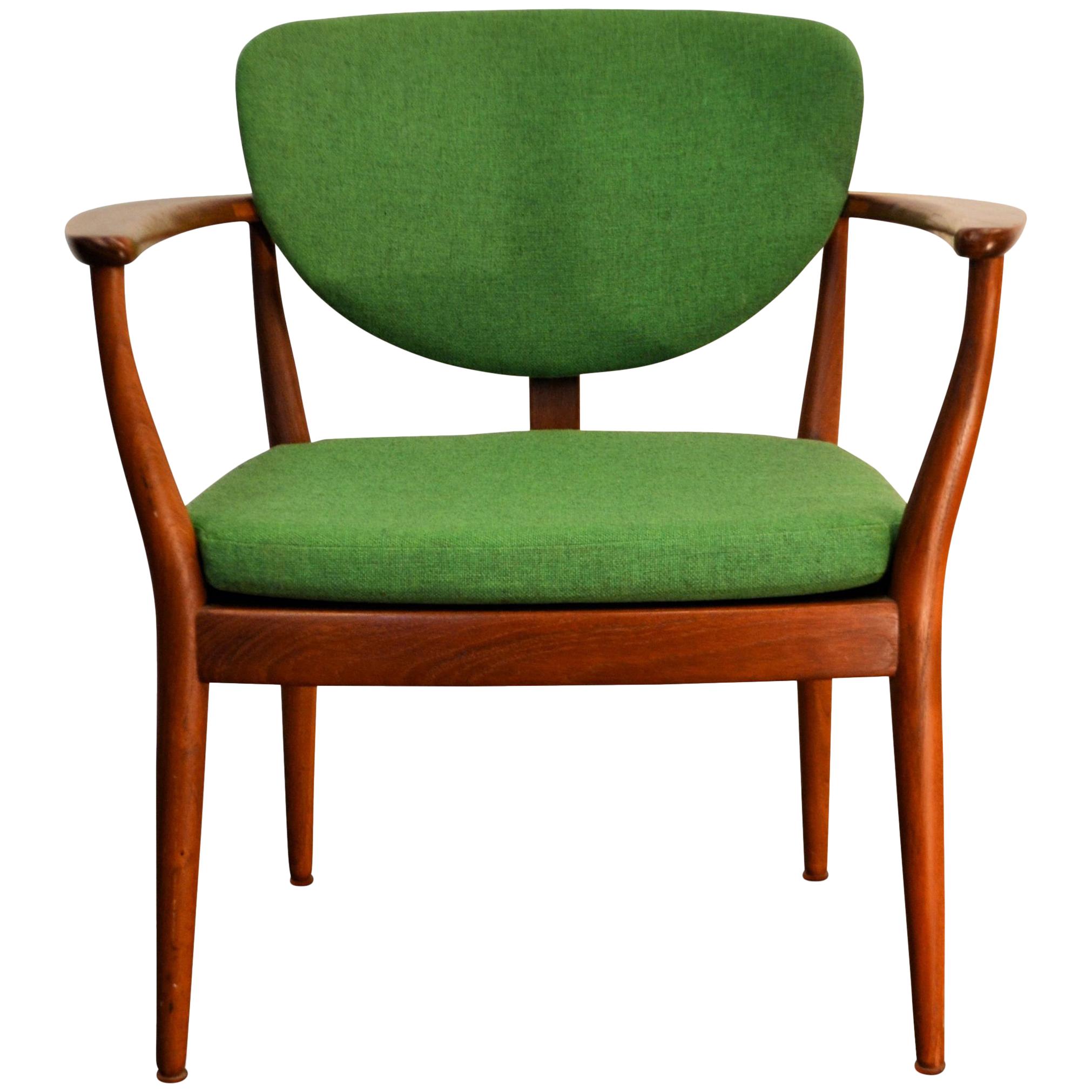 Danish Design Finn Juhl Style Teak Lounge Chair For Sale