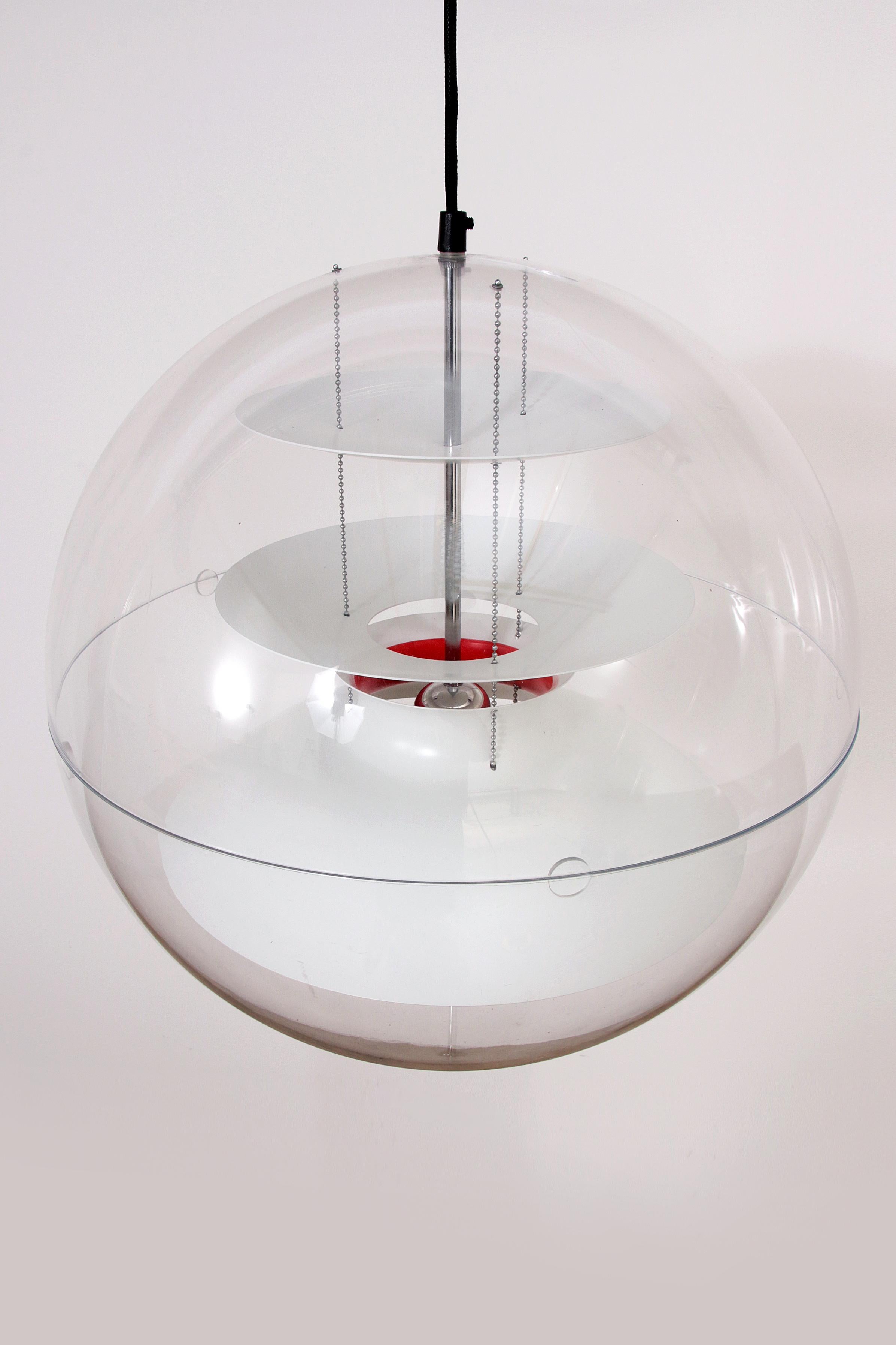 Metallo Lampada a sospensione Globe Verner Panton di Design Danese in vendita