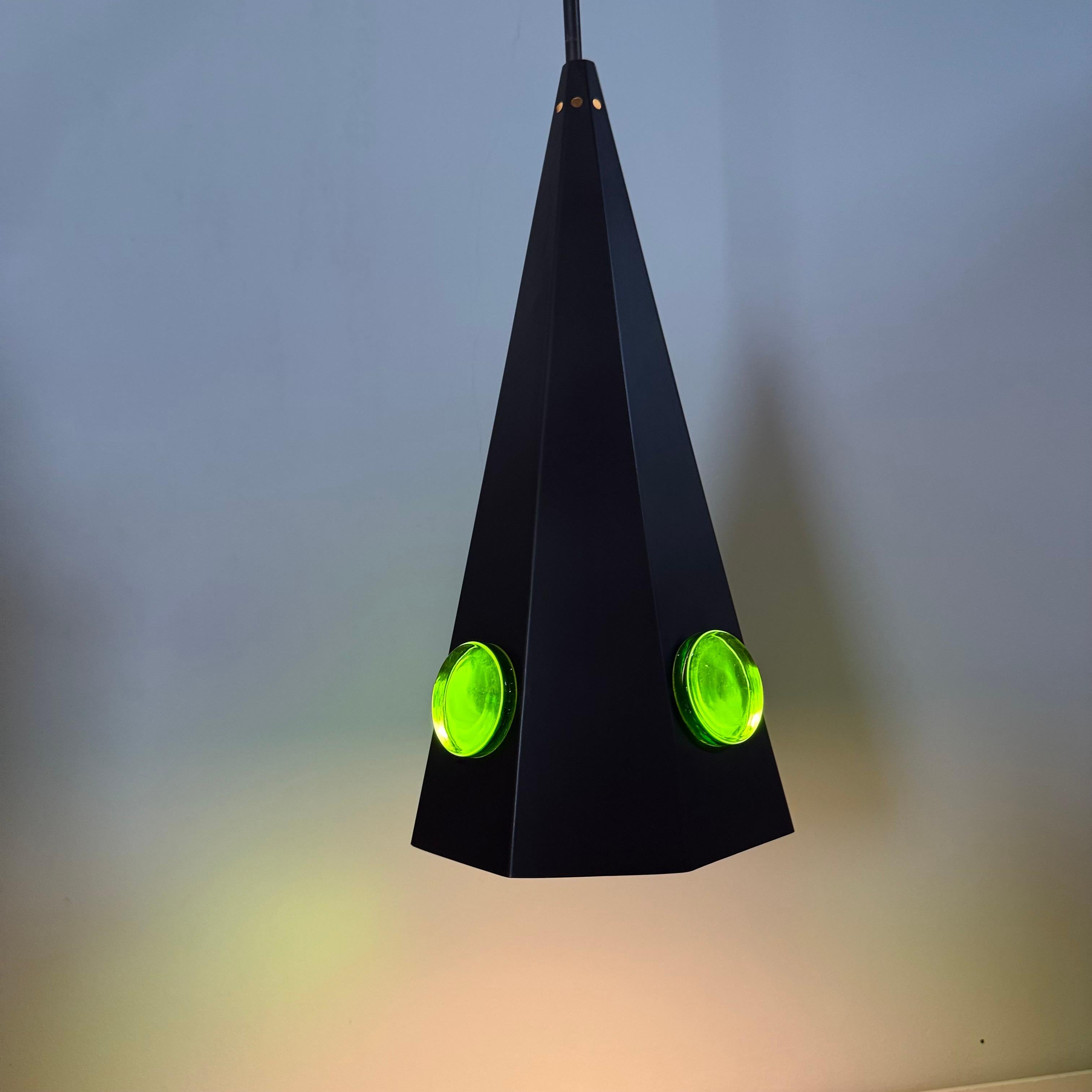 Danish design hanging lamp by Svend Aage Holm Sørensen for Holm Sørensen & Co In Good Condition For Sale In Delft, NL