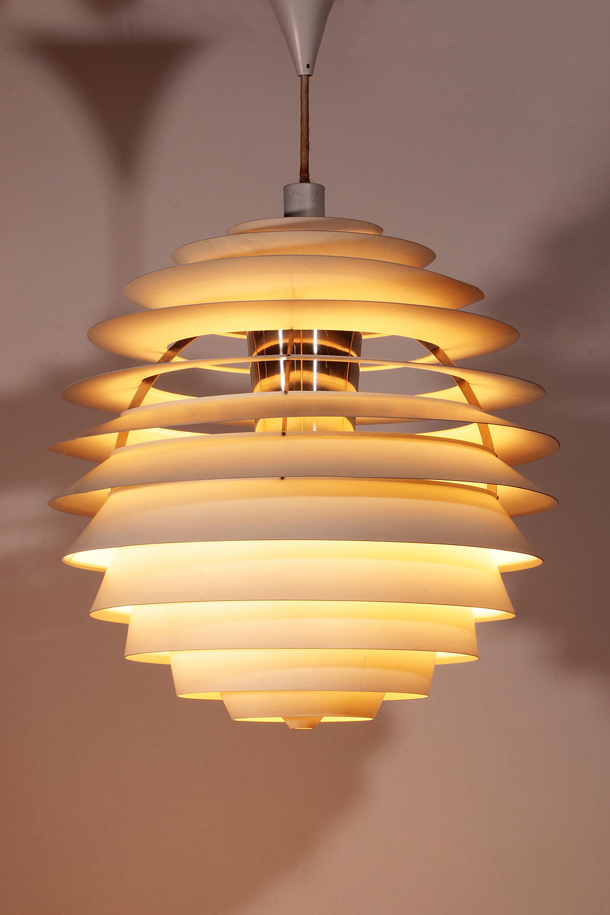 louvre lampe