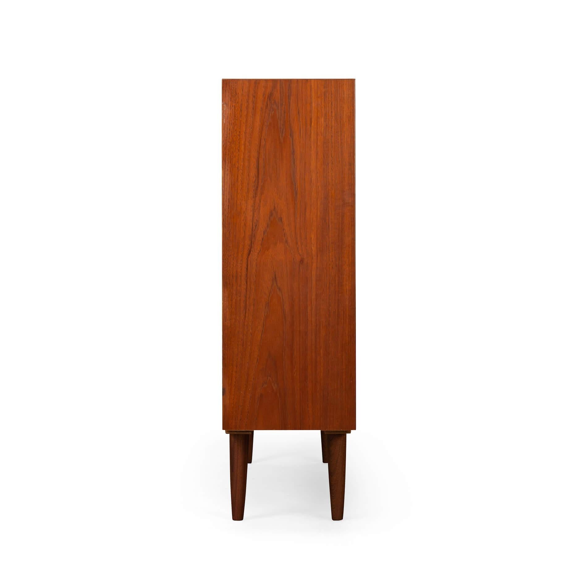 Mid-Century Modern Danish Design Low Teak Bookcase by Carlo Jensen for Hundevad & Co, 1960s For Sale