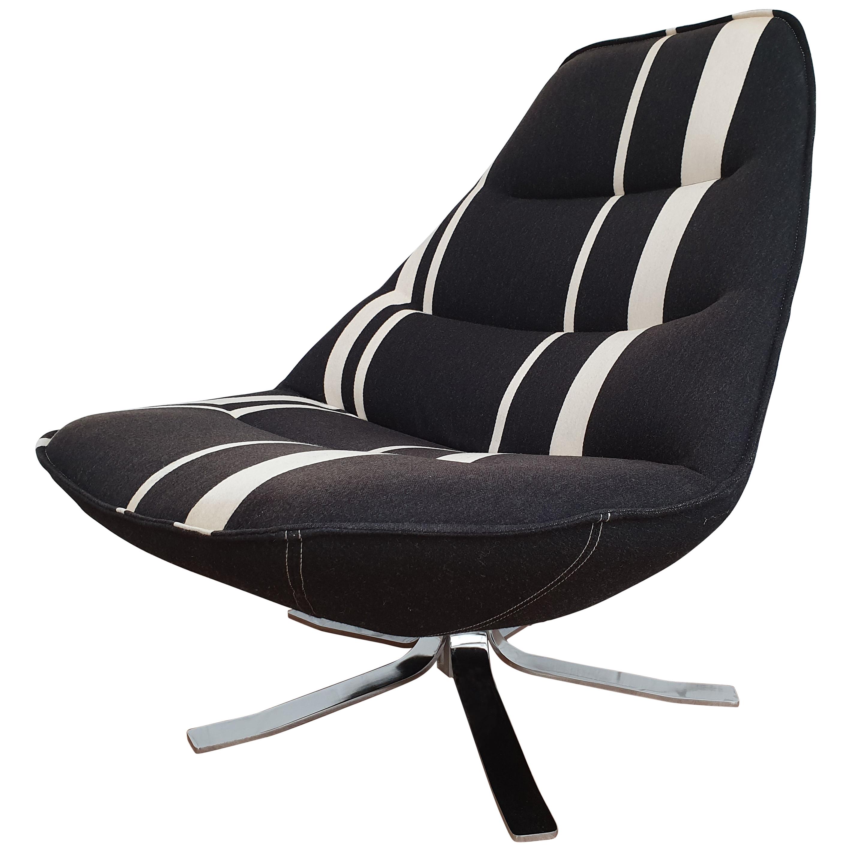 Danish Design, Madsen and Schubell MS 68, Swivel Lounge Chair, Tiltable Back For Sale